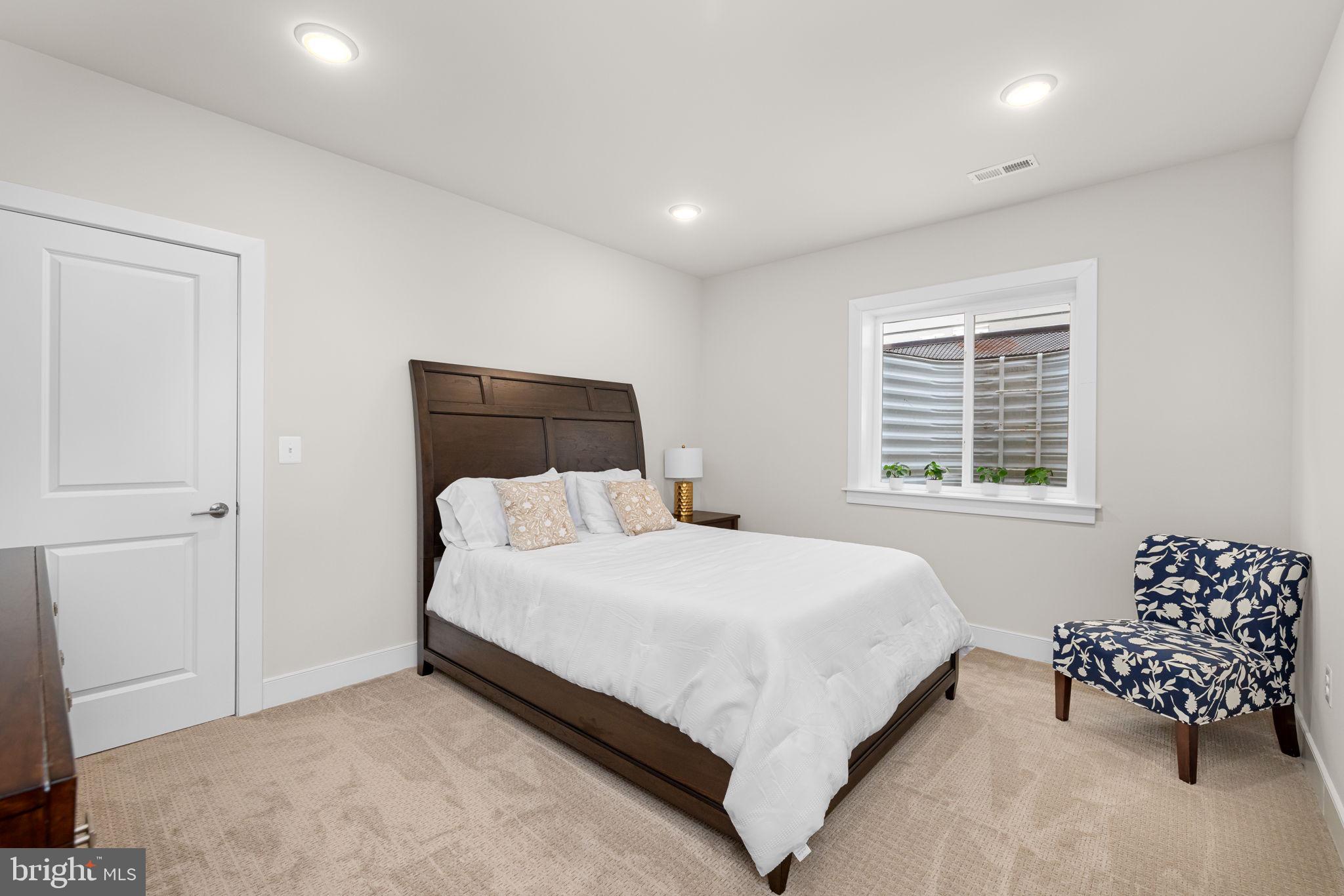 MASON PARK - Residential