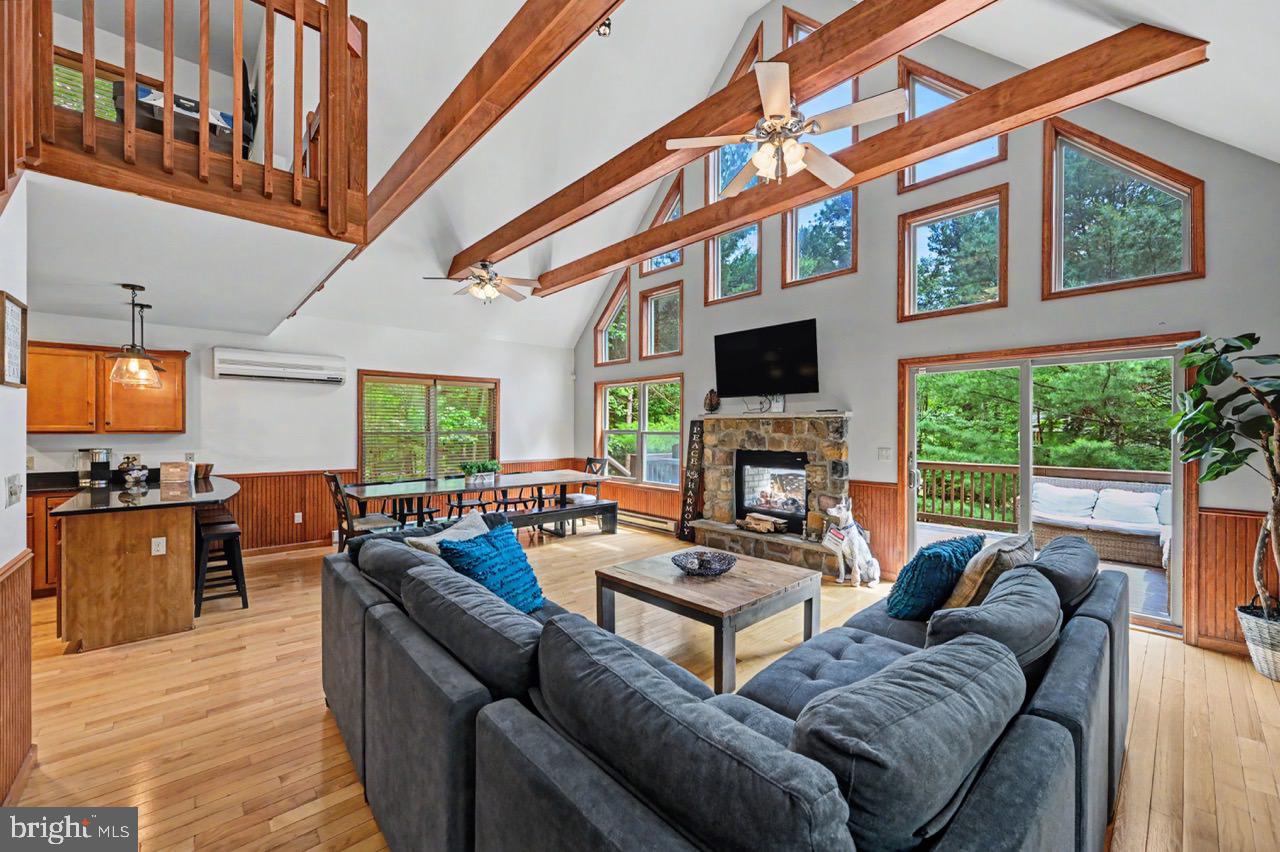 LAKE HARMONY ESTATES - Residential