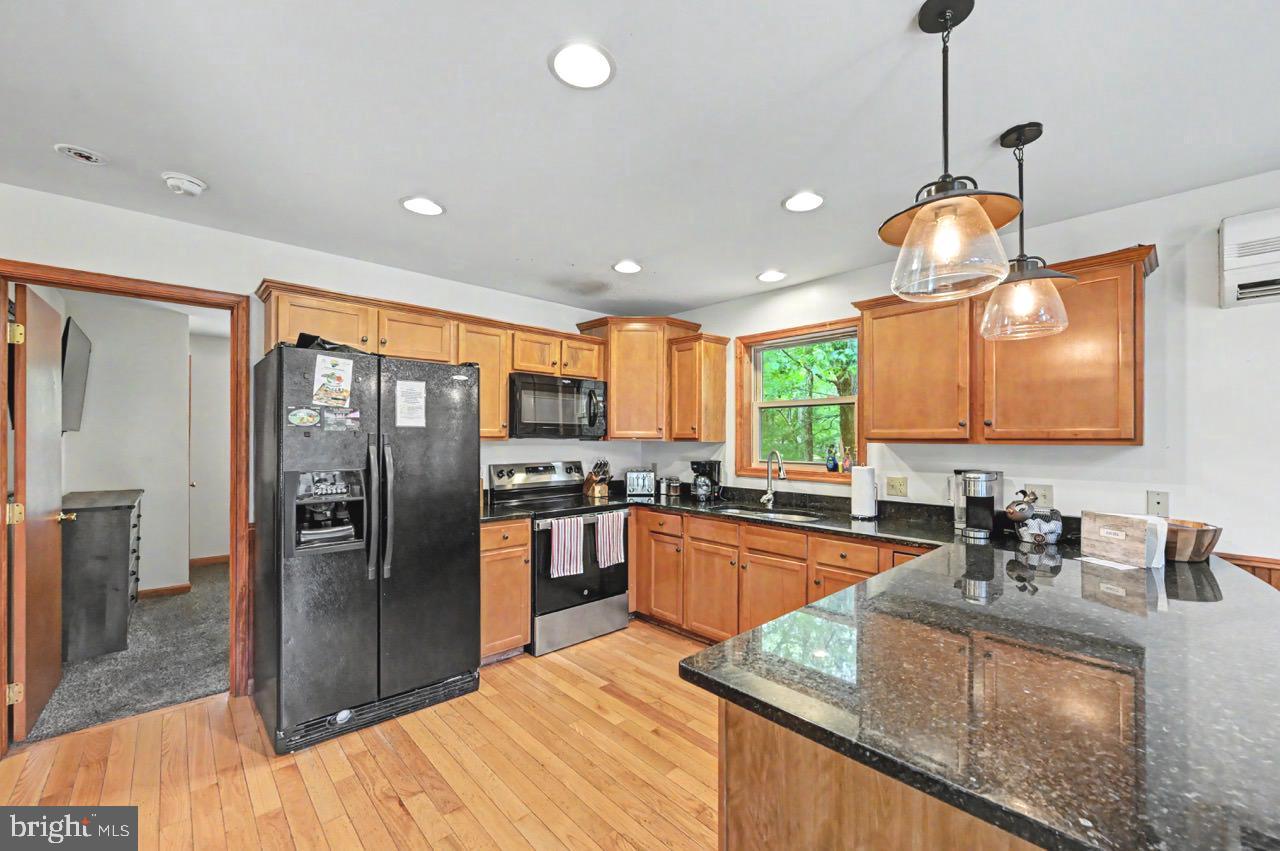 LAKE HARMONY ESTATES - Residential