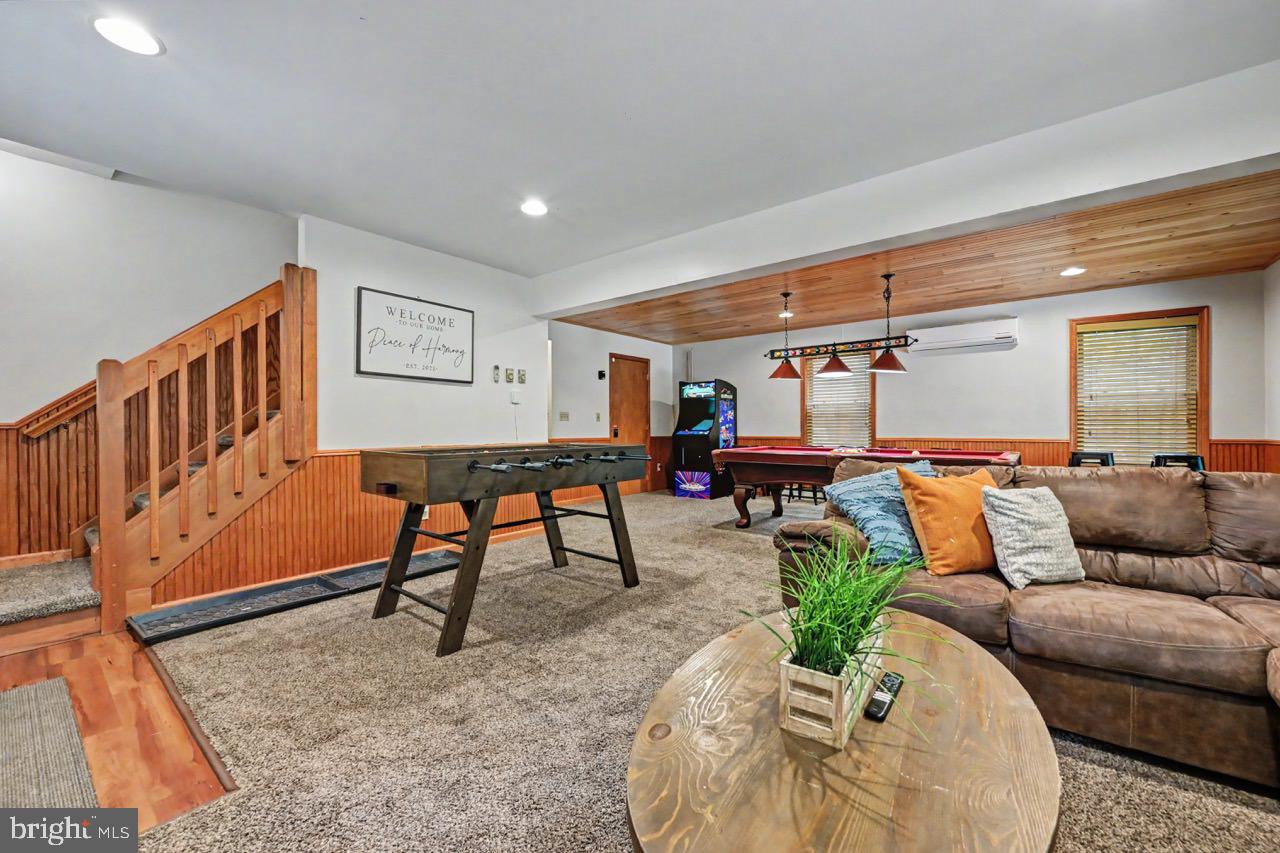 LAKE HARMONY ESTATES - Residential