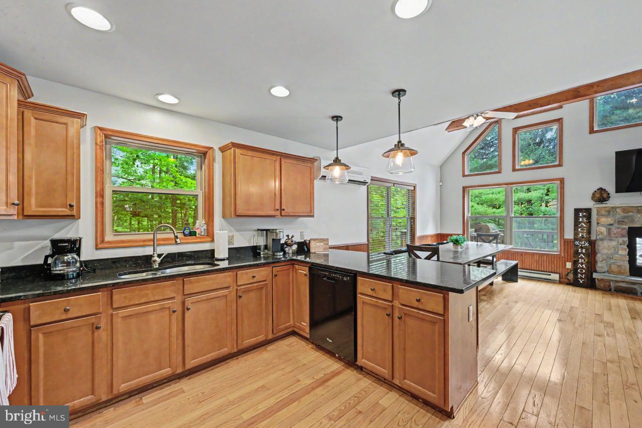 LAKE HARMONY ESTATES - Residential