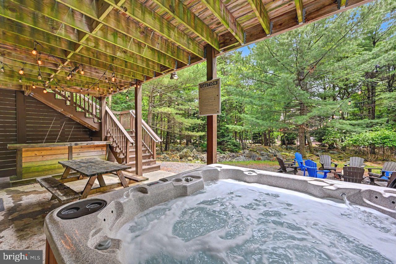 LAKE HARMONY ESTATES - Residential
