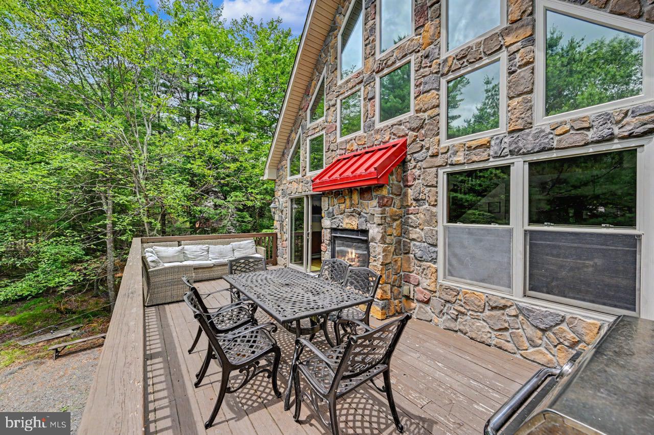 LAKE HARMONY ESTATES - Residential