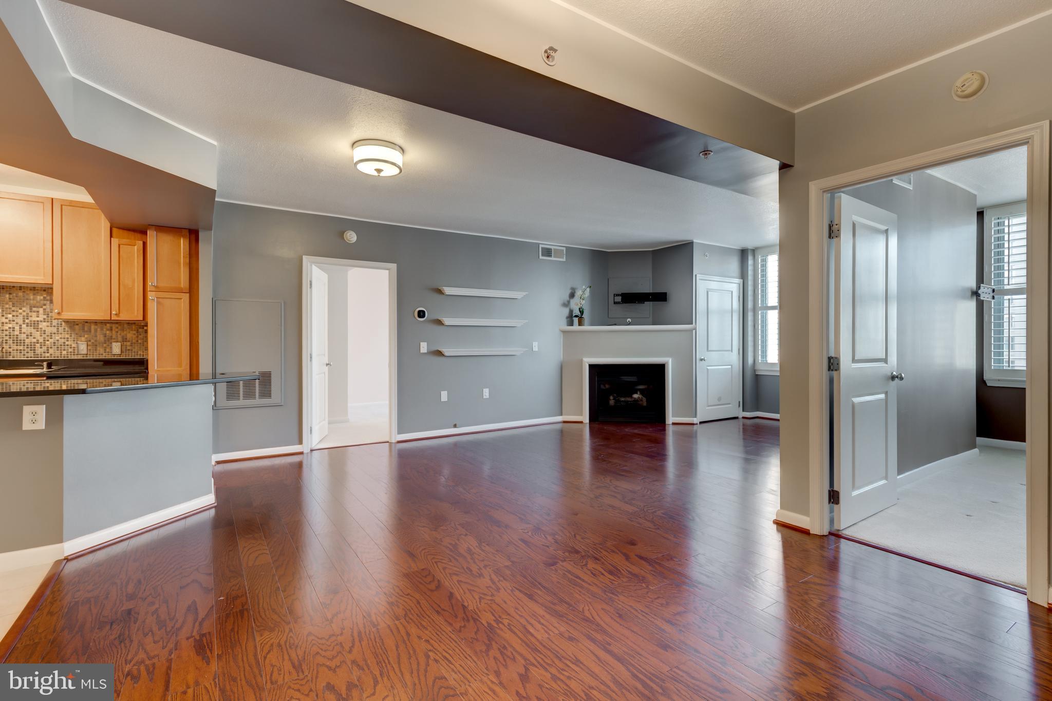 CONTINENTAL - Residential Lease
