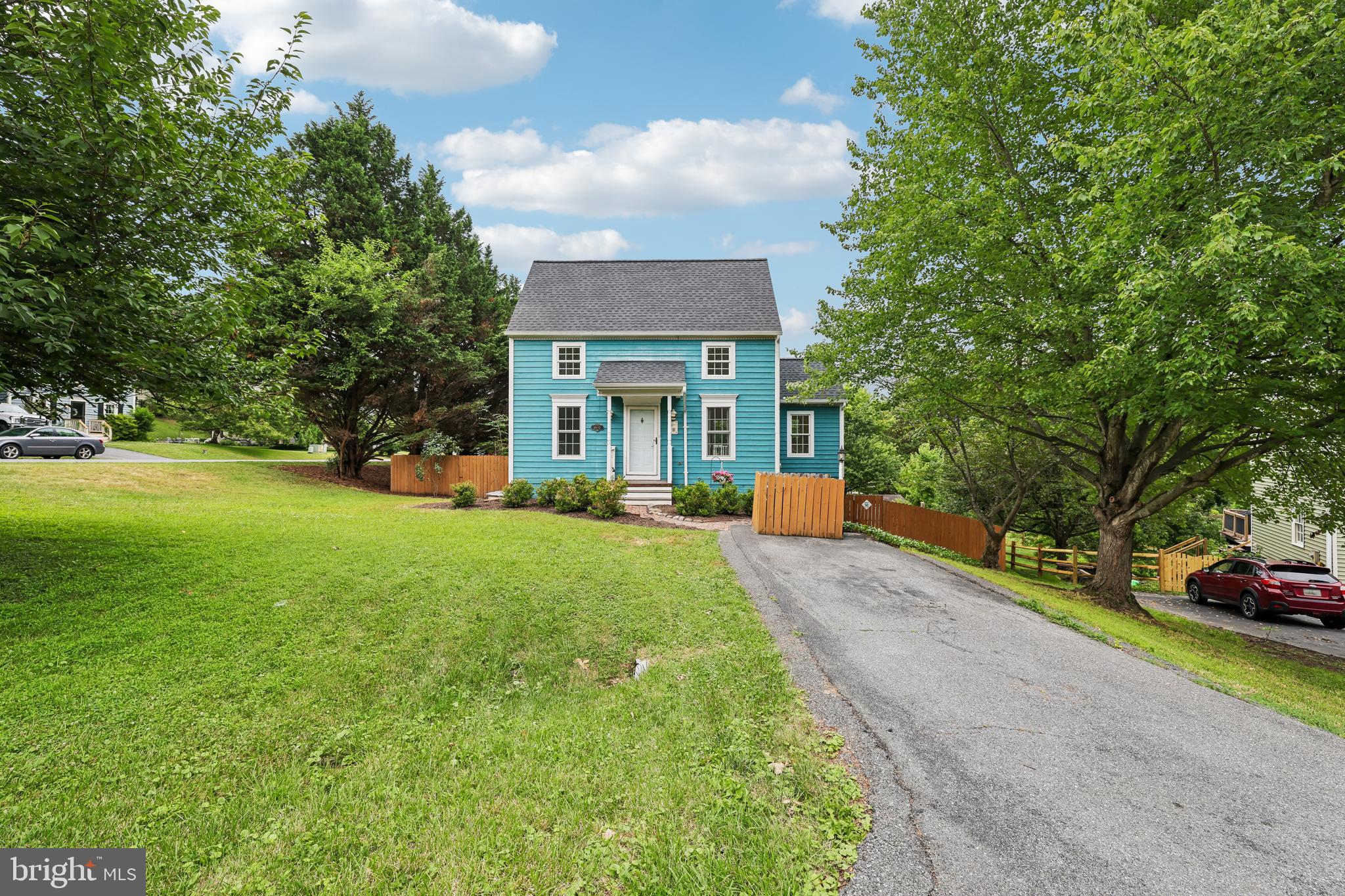 LAKE LINGANORE - Residential