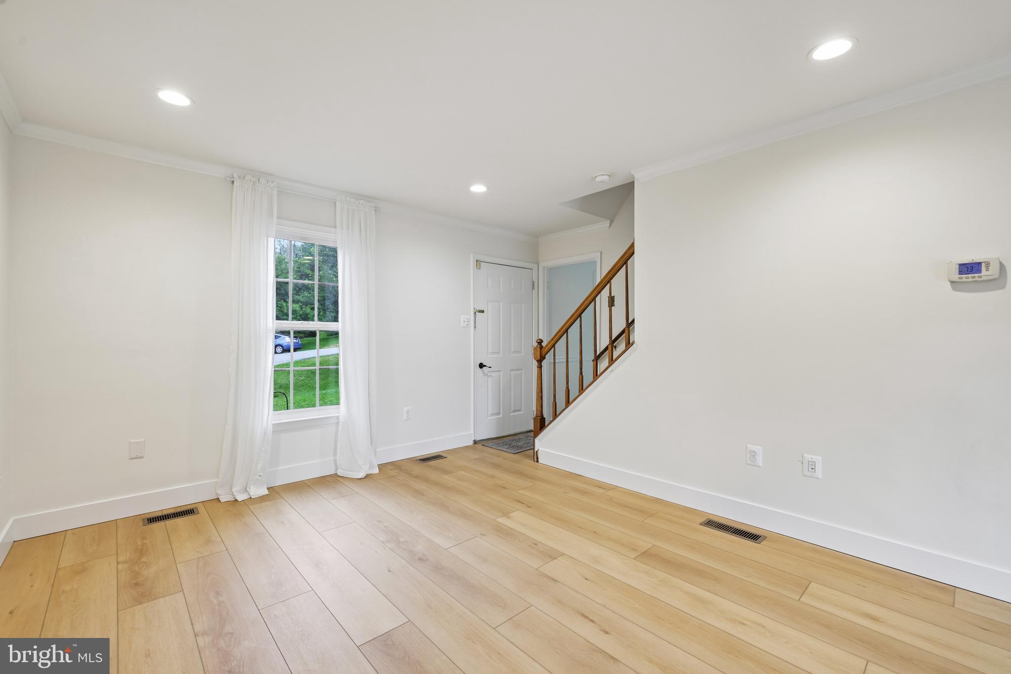 LAKE LINGANORE - Residential