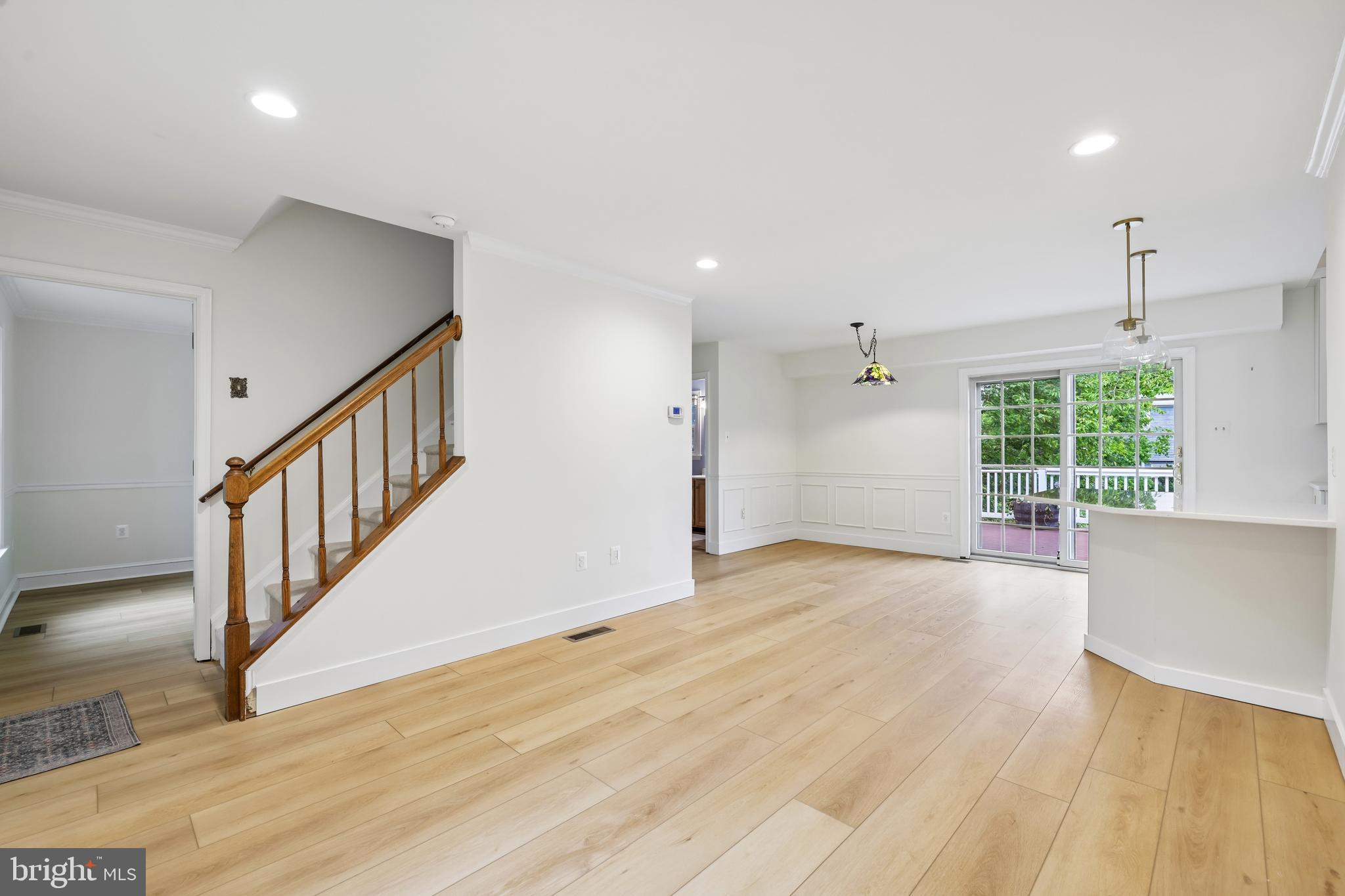 LAKE LINGANORE - Residential
