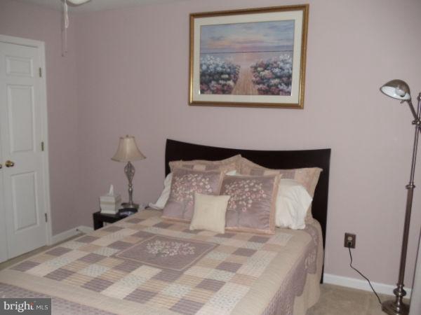 LAYHILL VIEW - Residential Lease