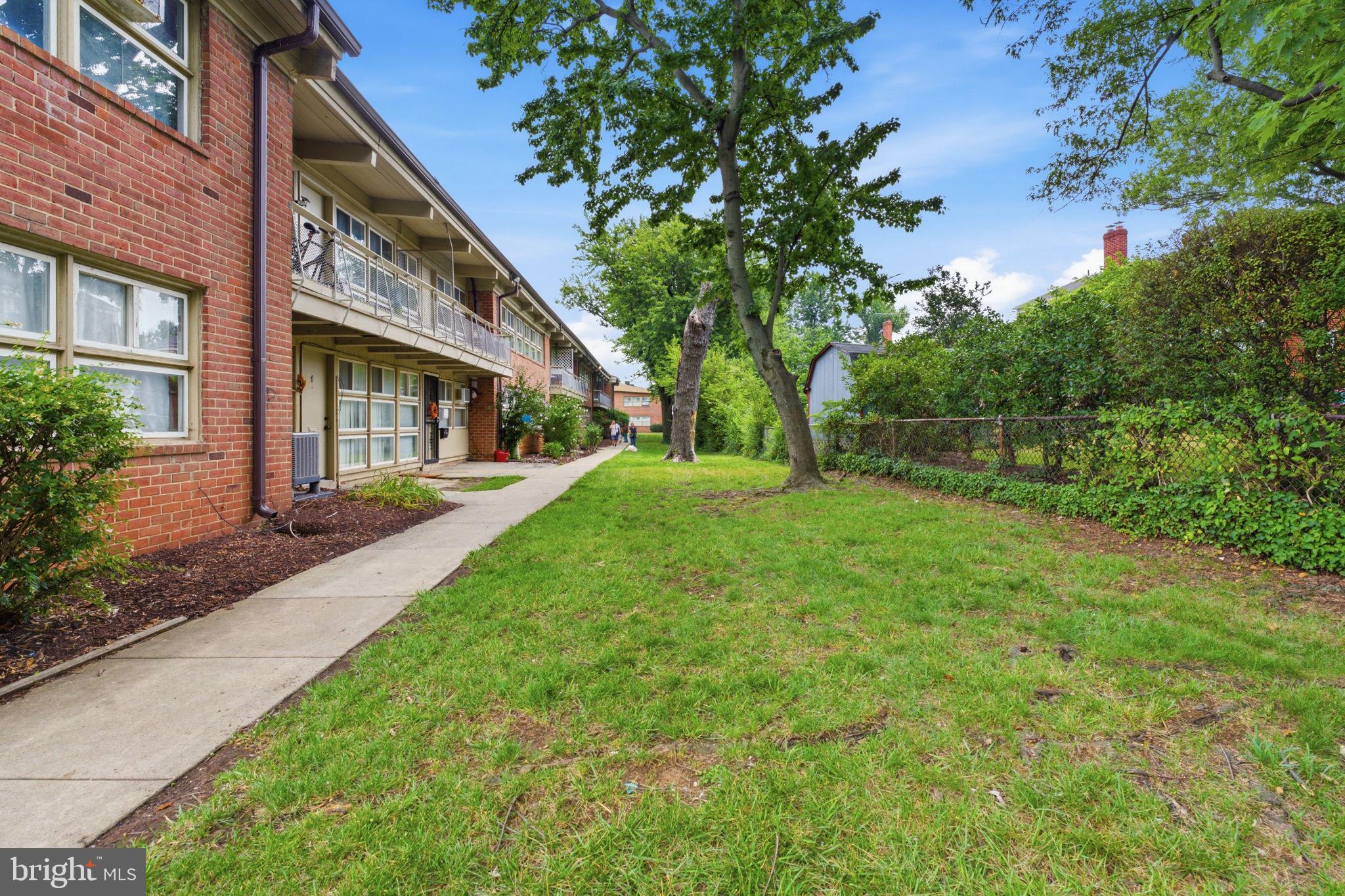 RIGGS HILL - Residential