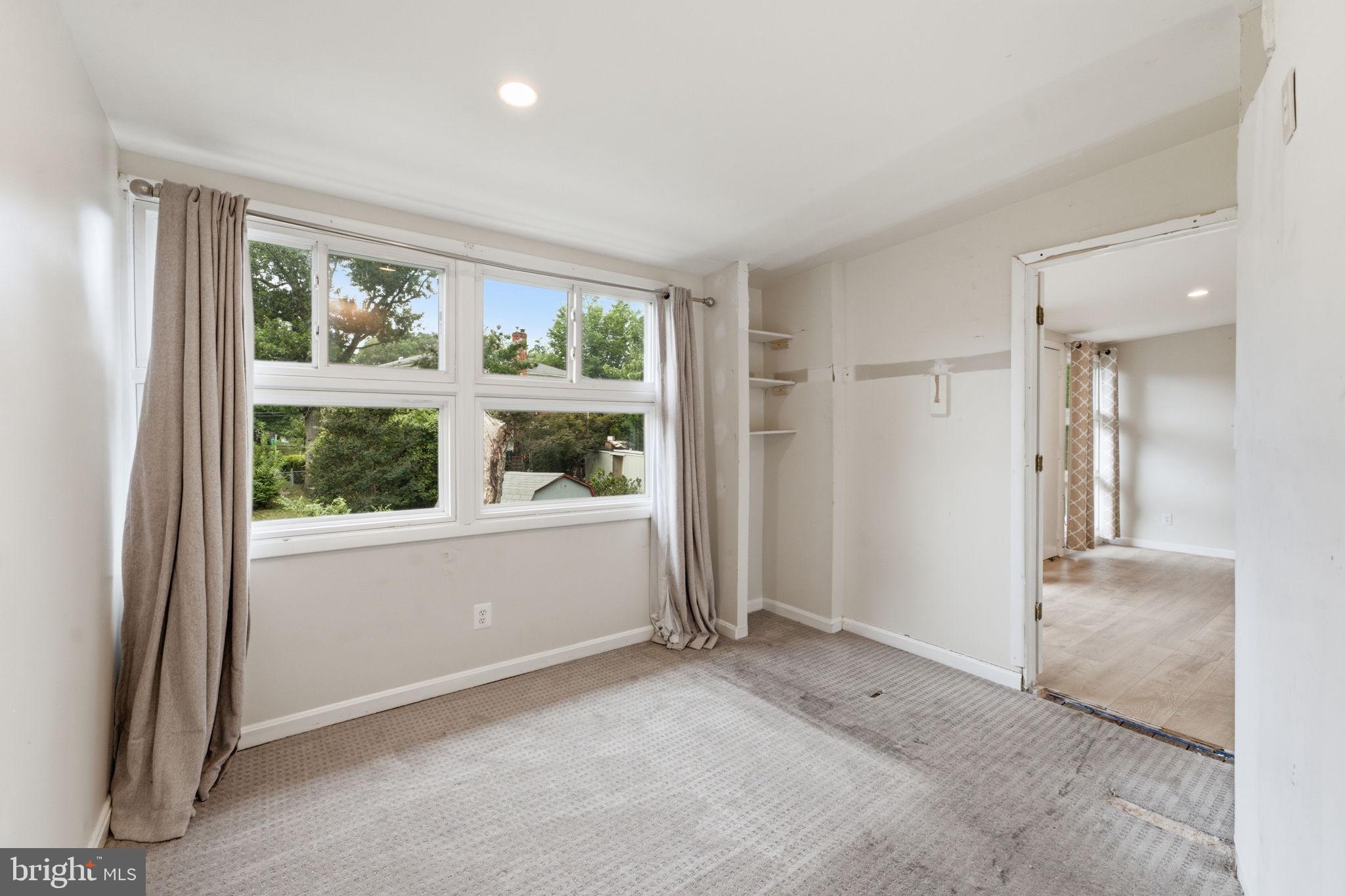 RIGGS HILL - Residential