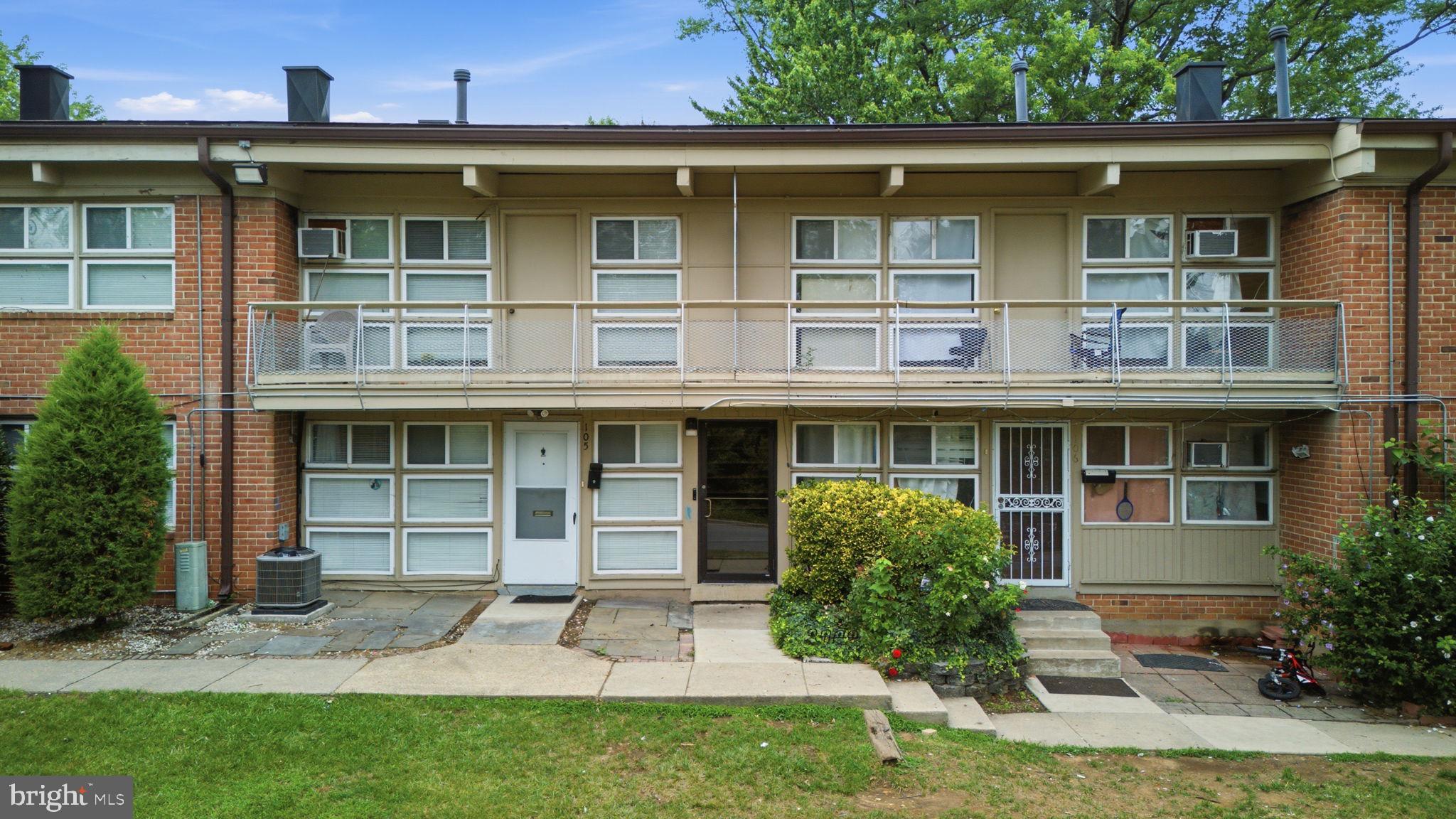 RIGGS HILL - Residential