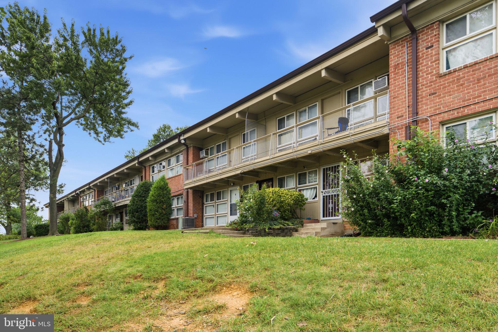 RIGGS HILL - Residential