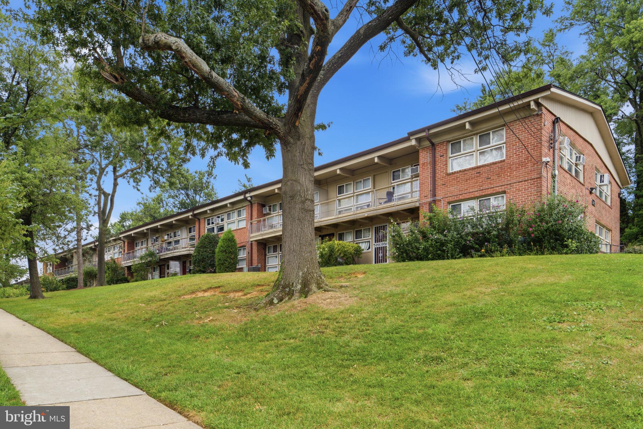 RIGGS HILL - Residential