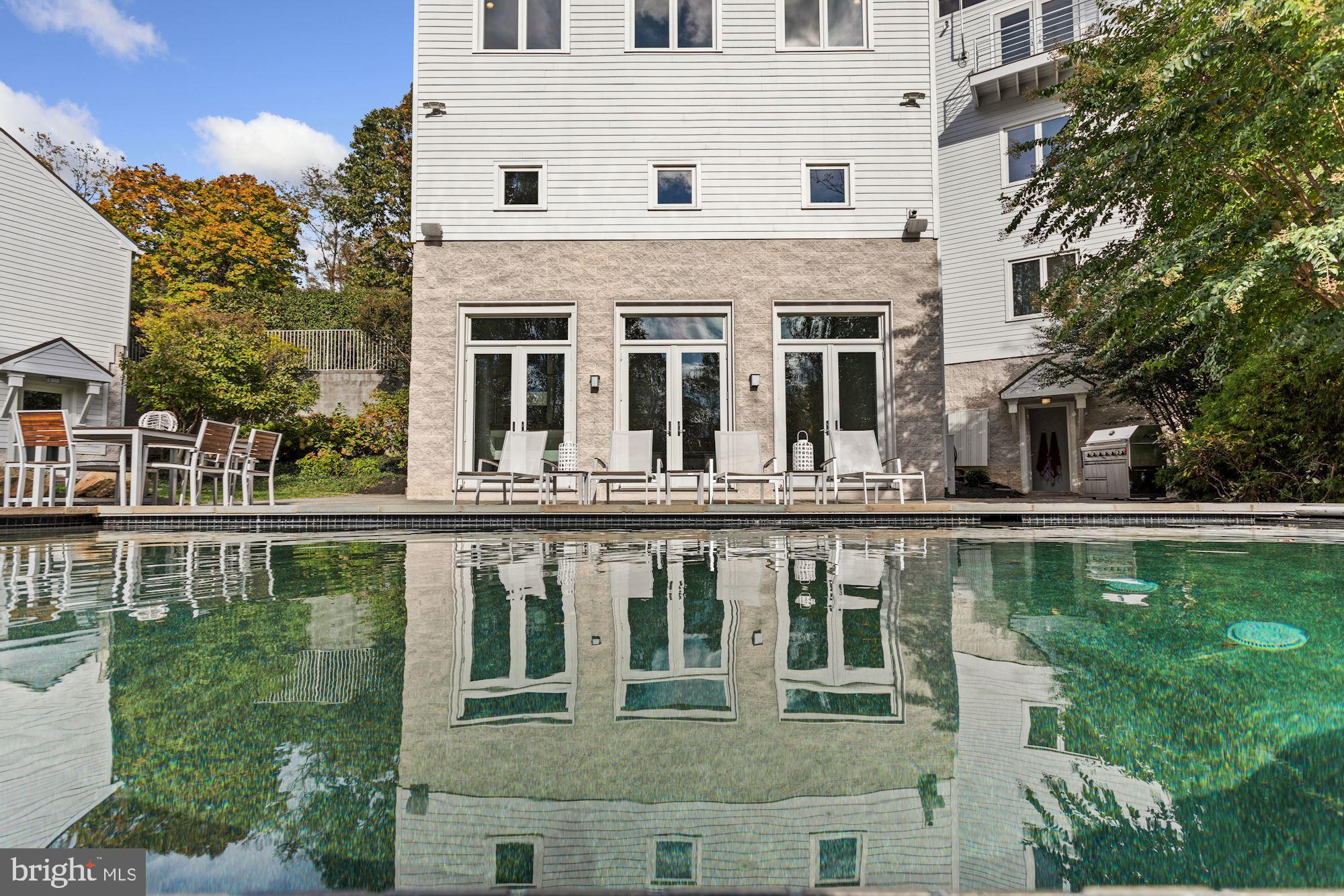 RAWLS LAND - Residential