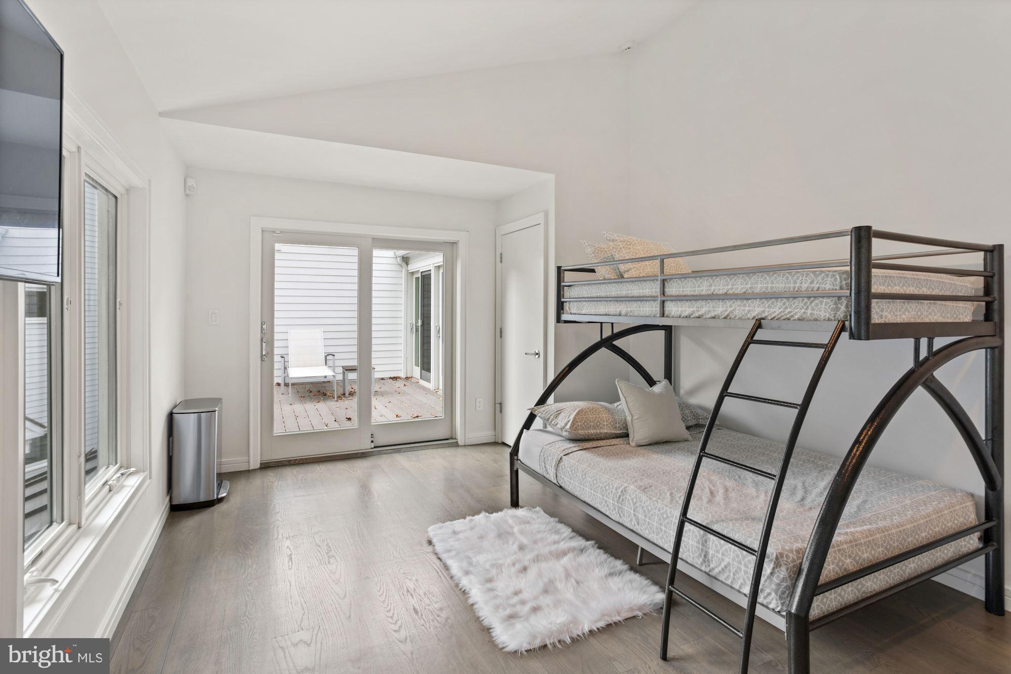RAWLS LAND - Residential