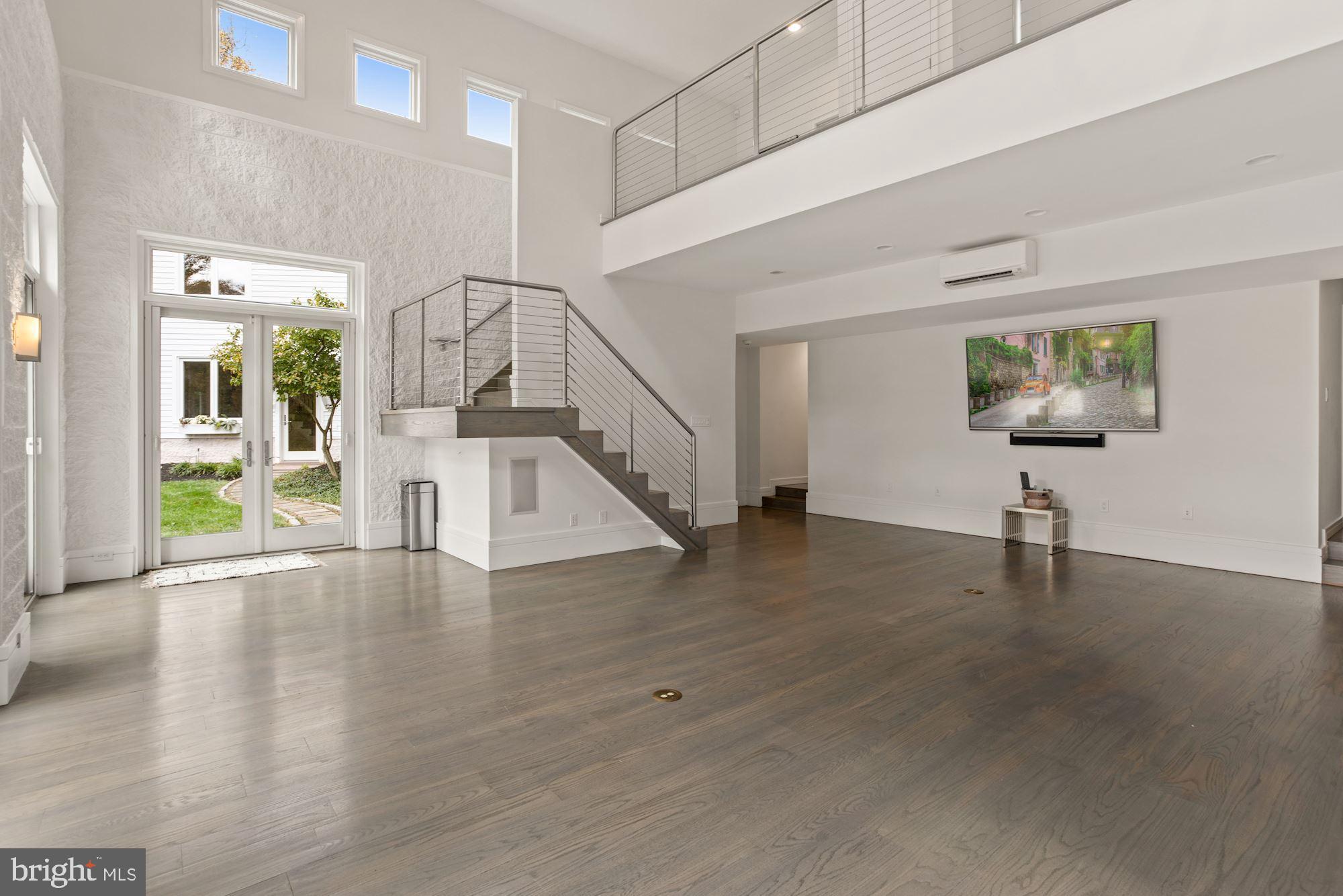 RAWLS LAND - Residential