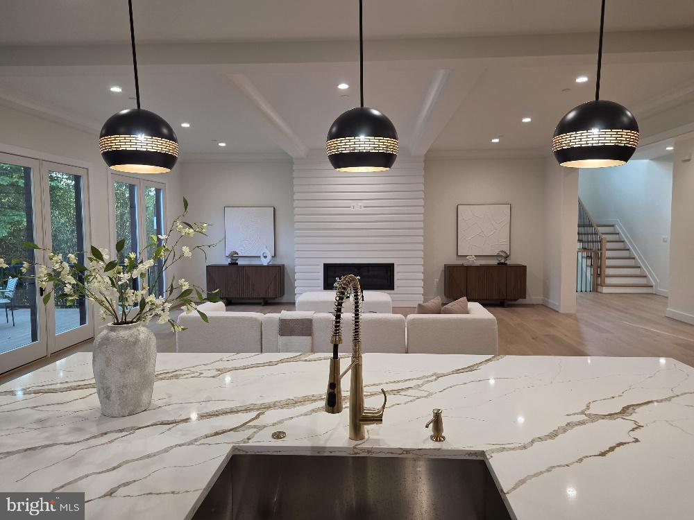COHASSET - Residential