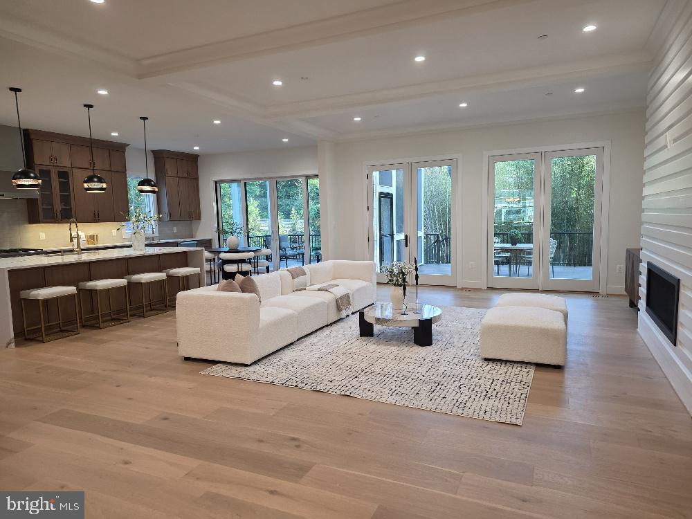 COHASSET - Residential
