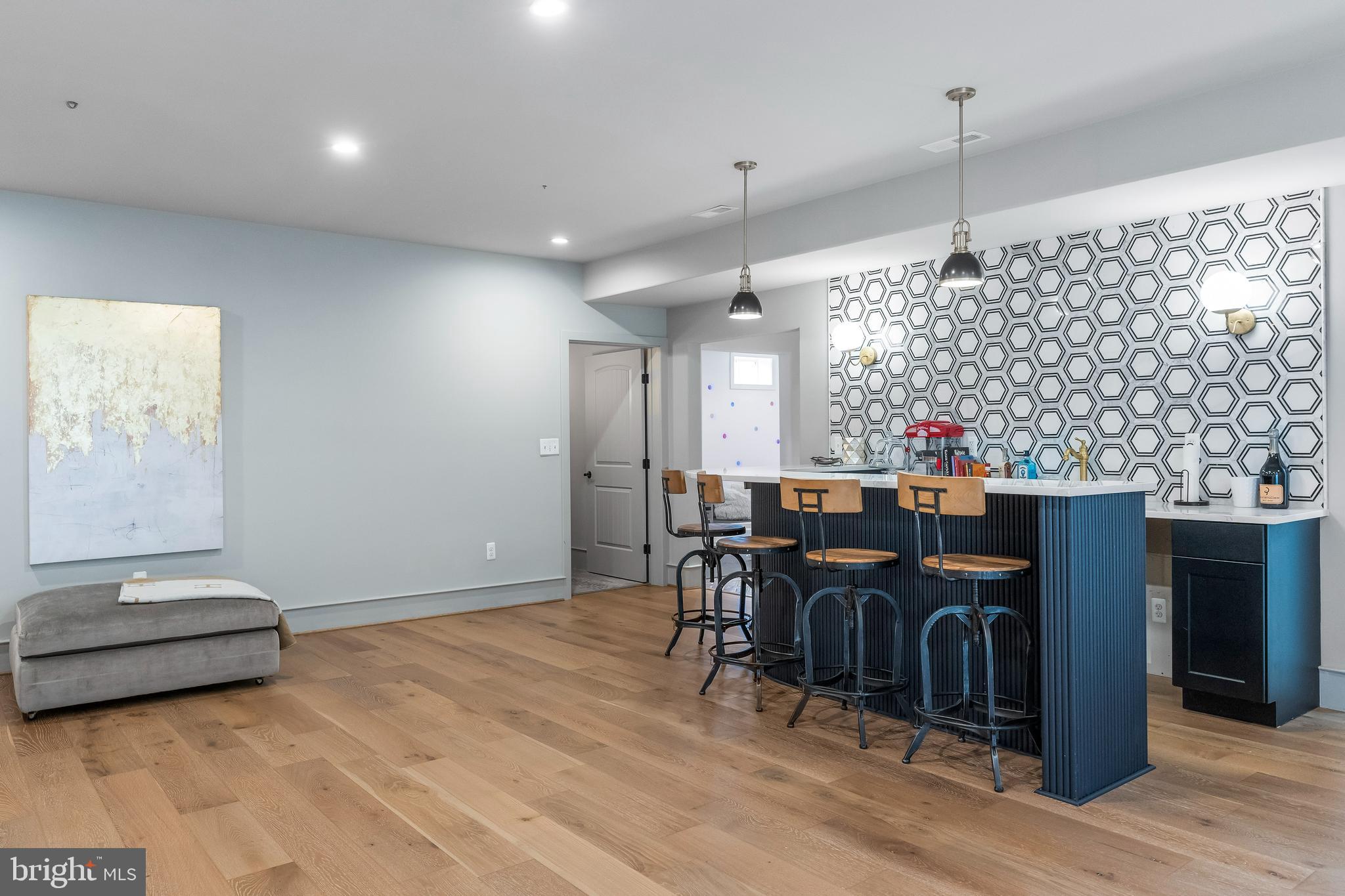 SEVEN LAKES - Residential