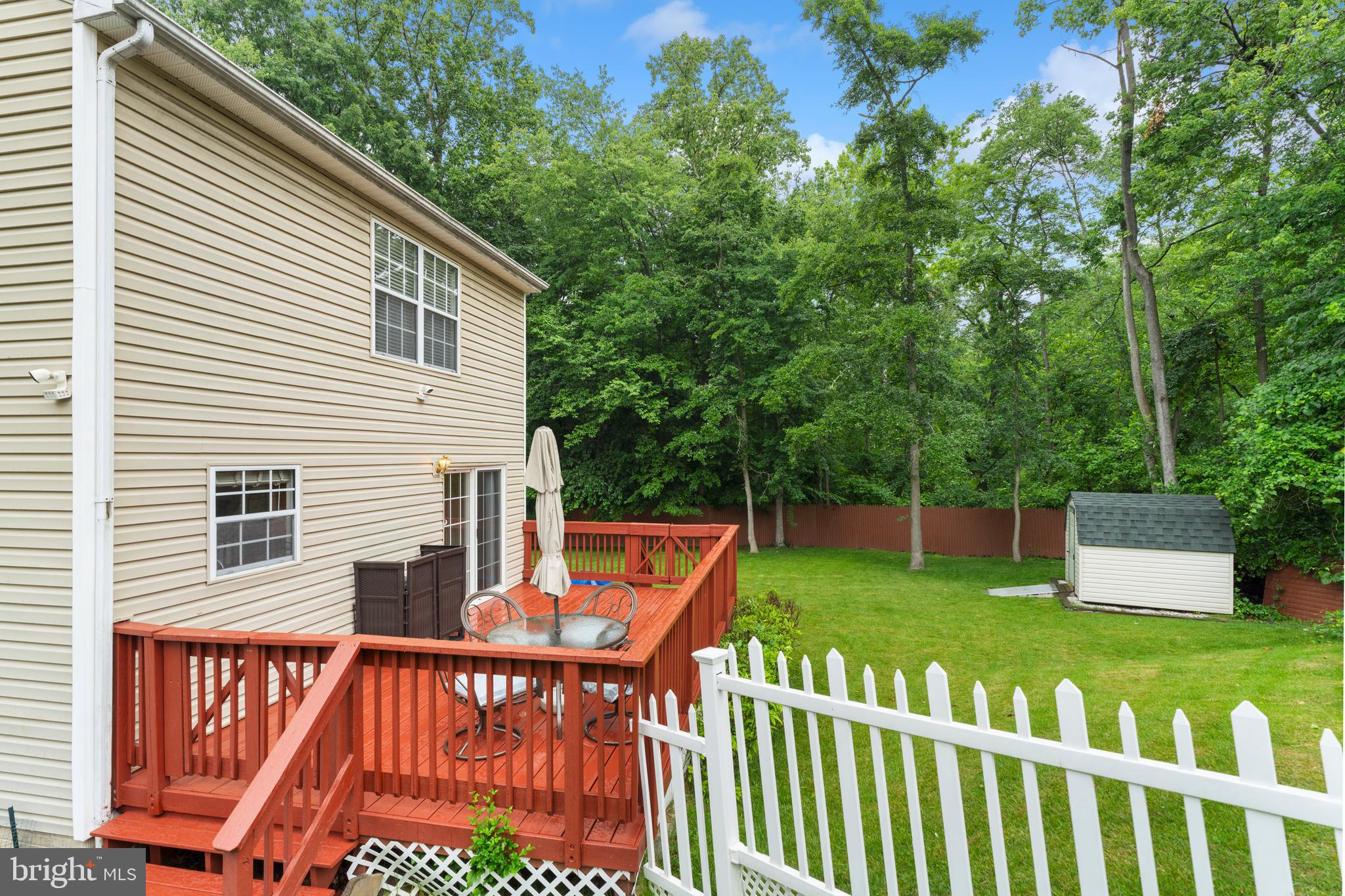BELNECK SQUARE - Residential