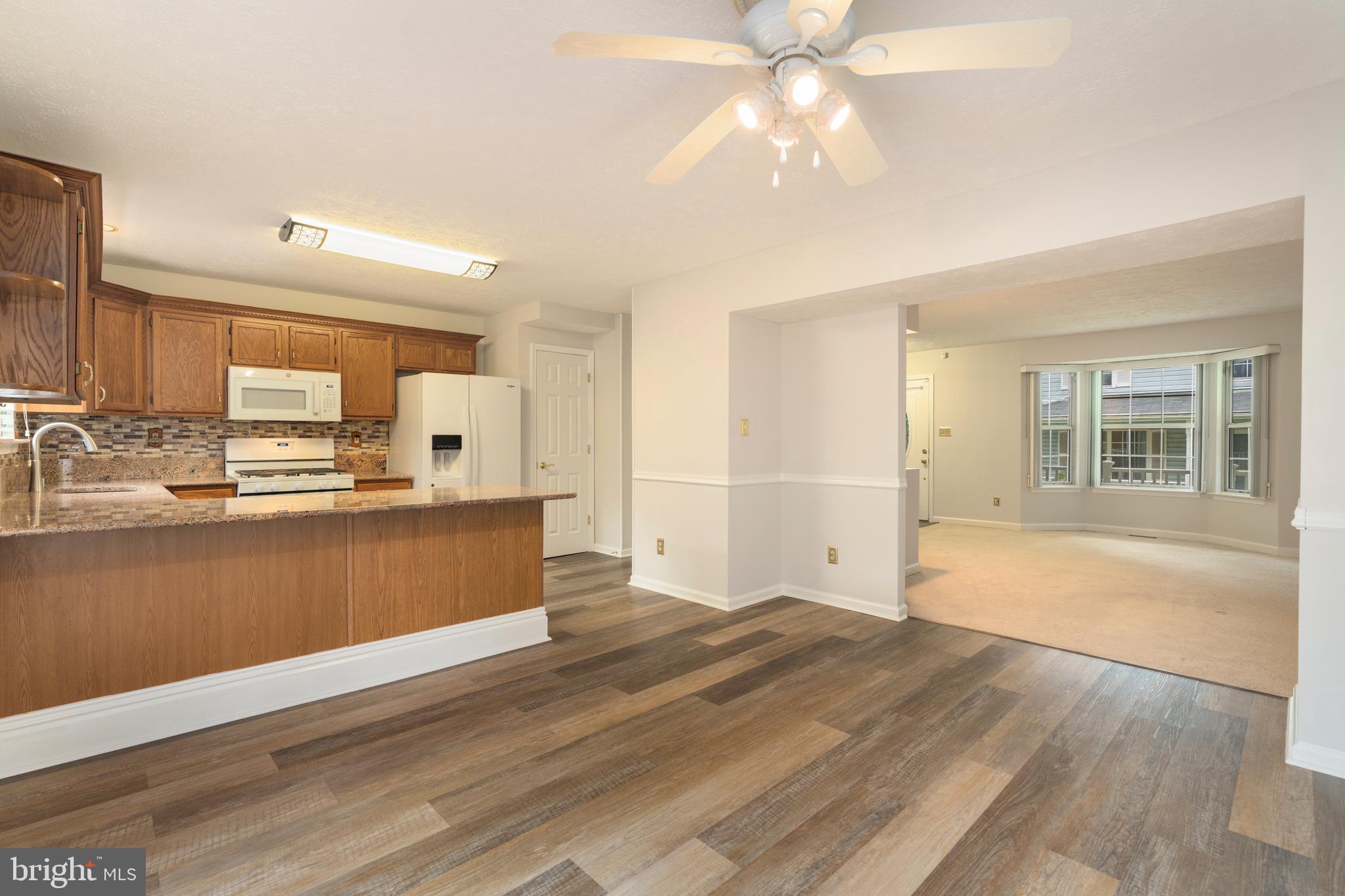 BELNECK SQUARE - Residential