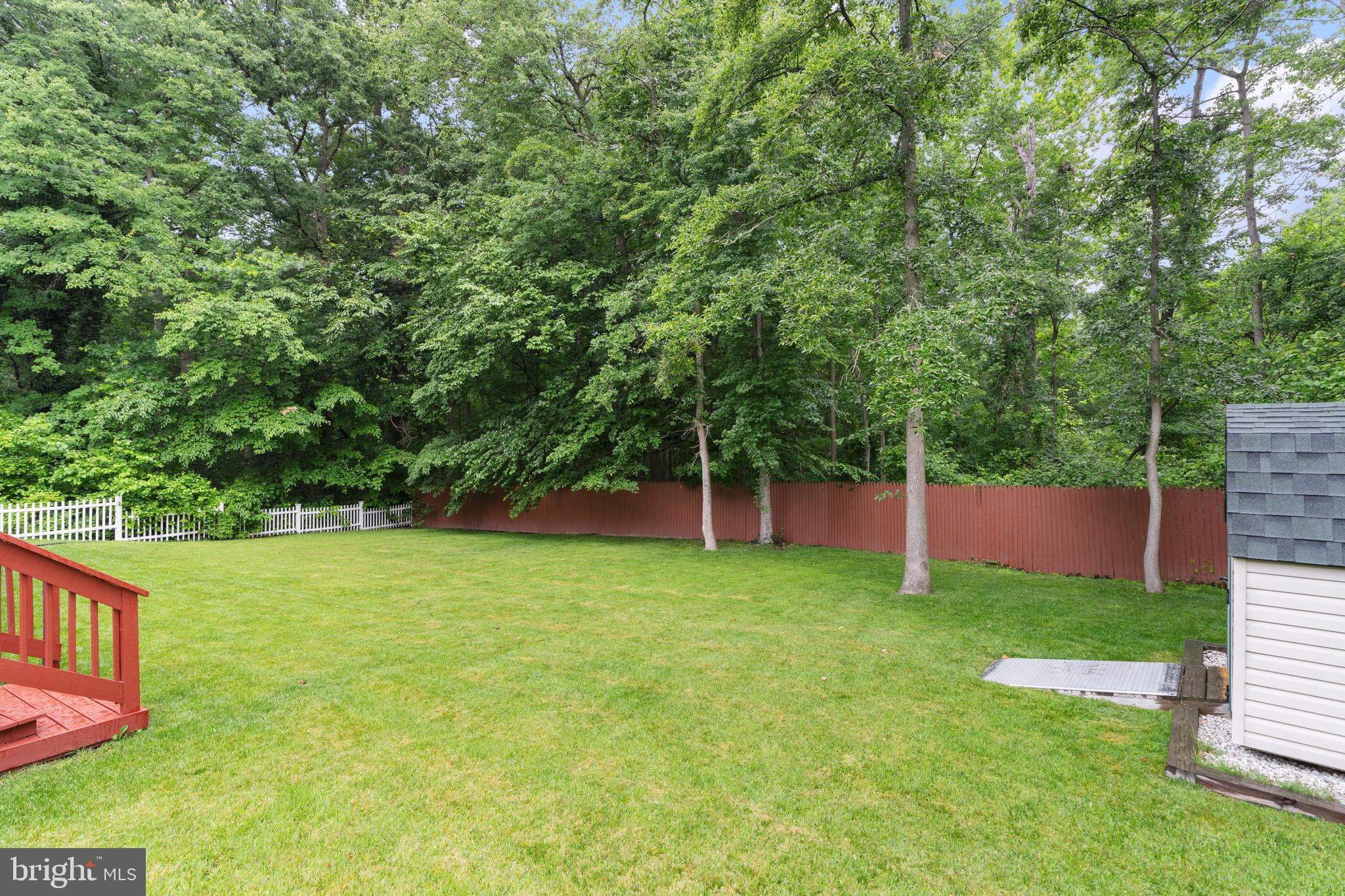 BELNECK SQUARE - Residential
