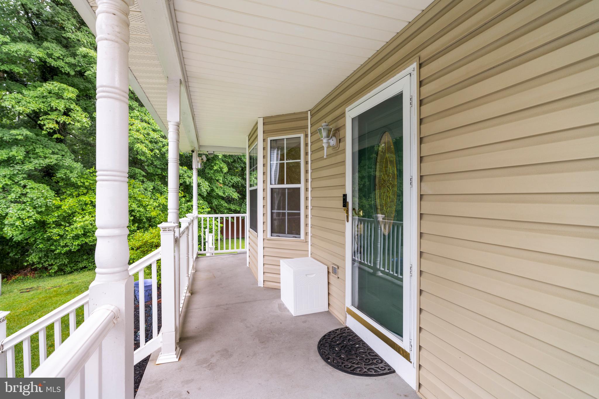 BELNECK SQUARE - Residential