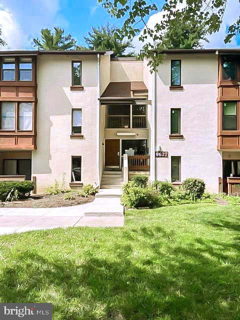 VOM VILLAGE CENTER - Residential