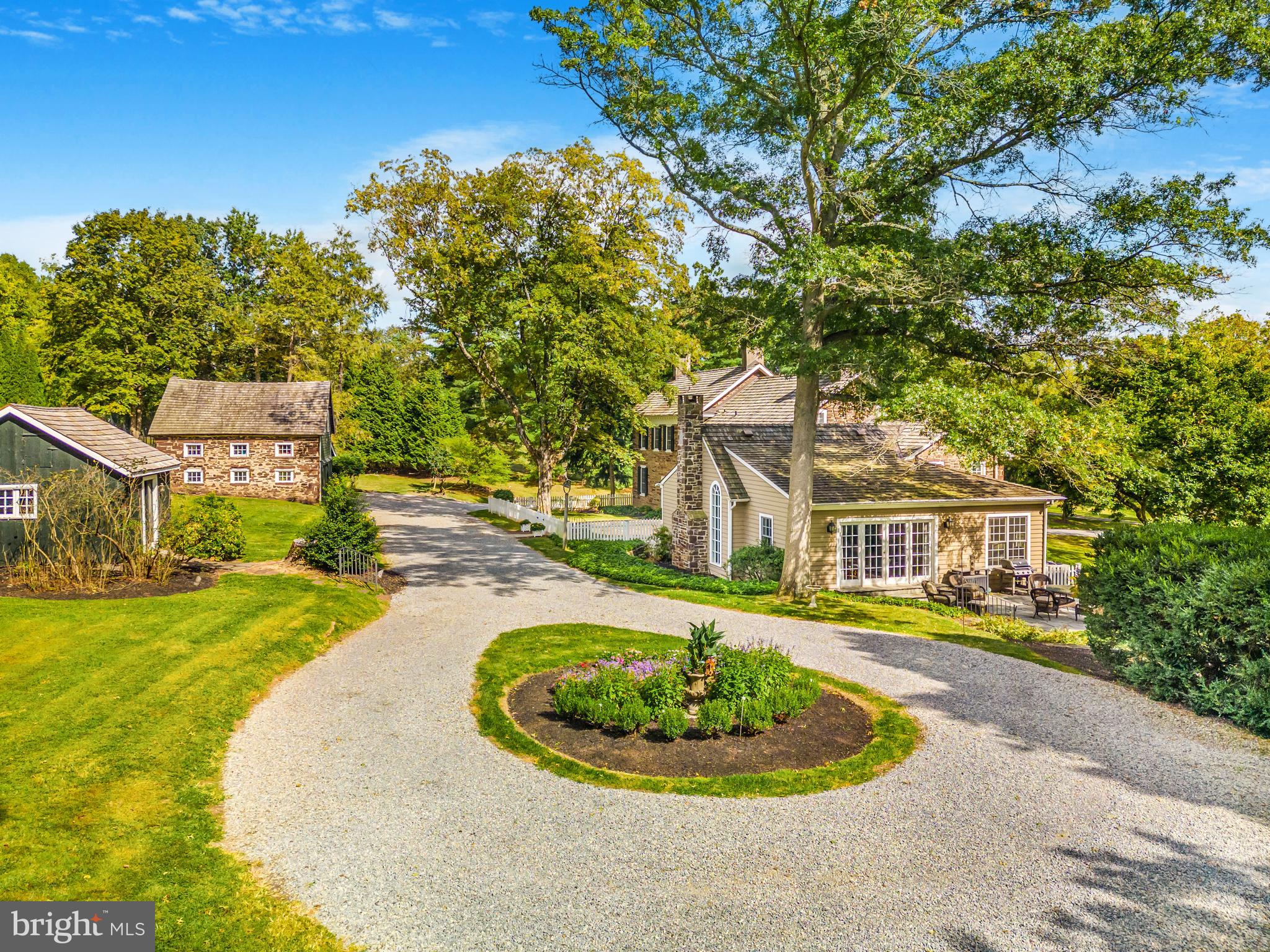 WASHINGTON CROSSING - Residential