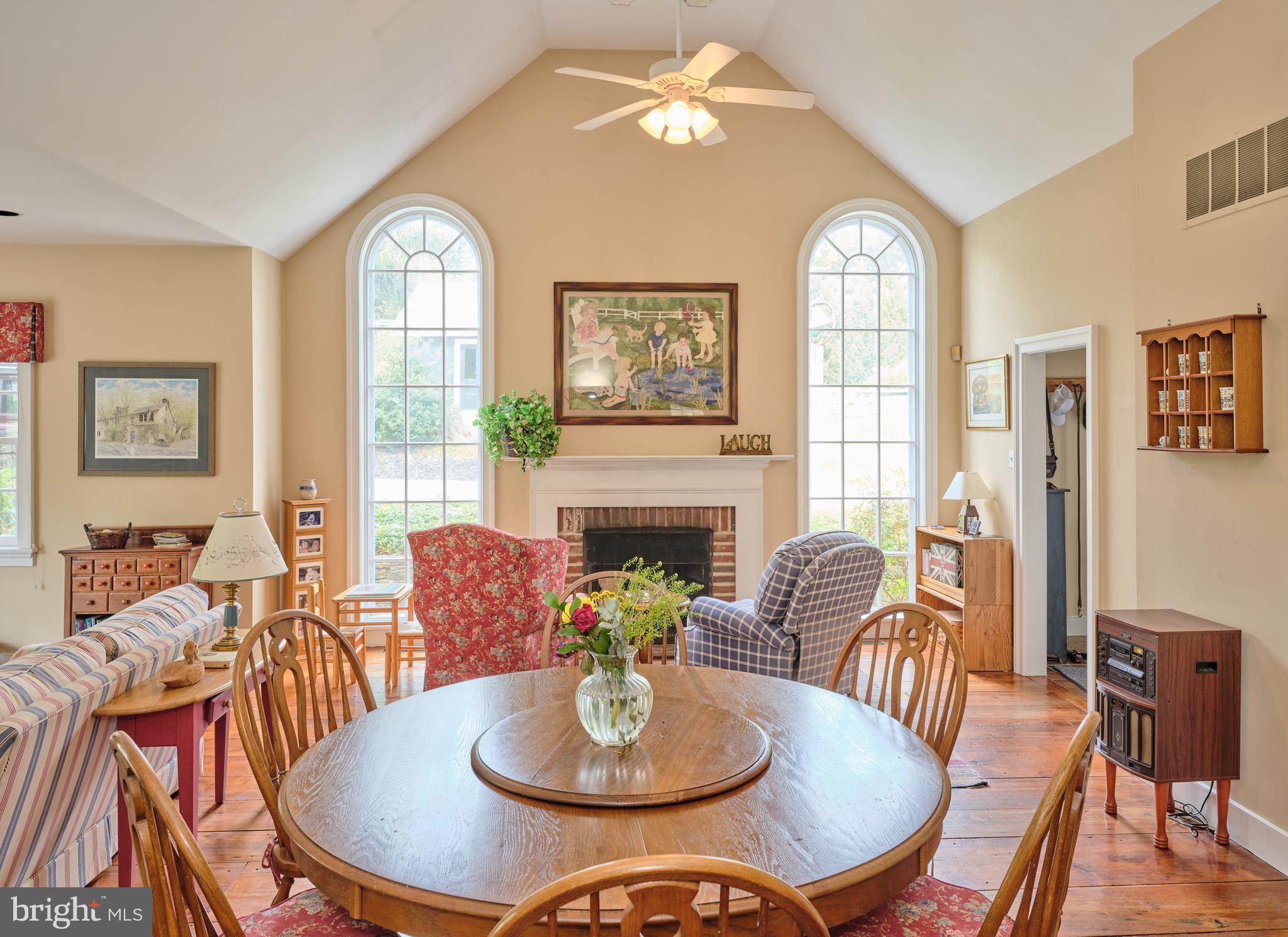WASHINGTON CROSSING - Residential