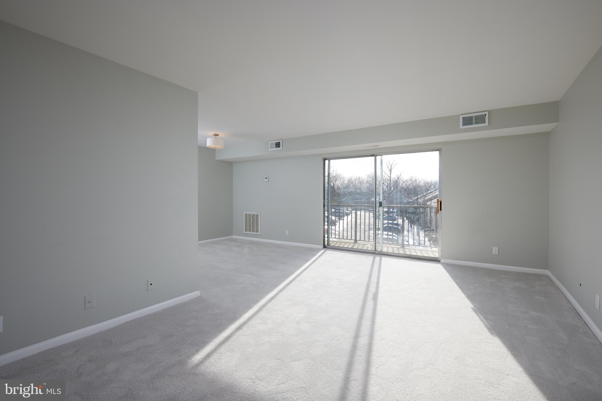 SILVER SPRING - Residential