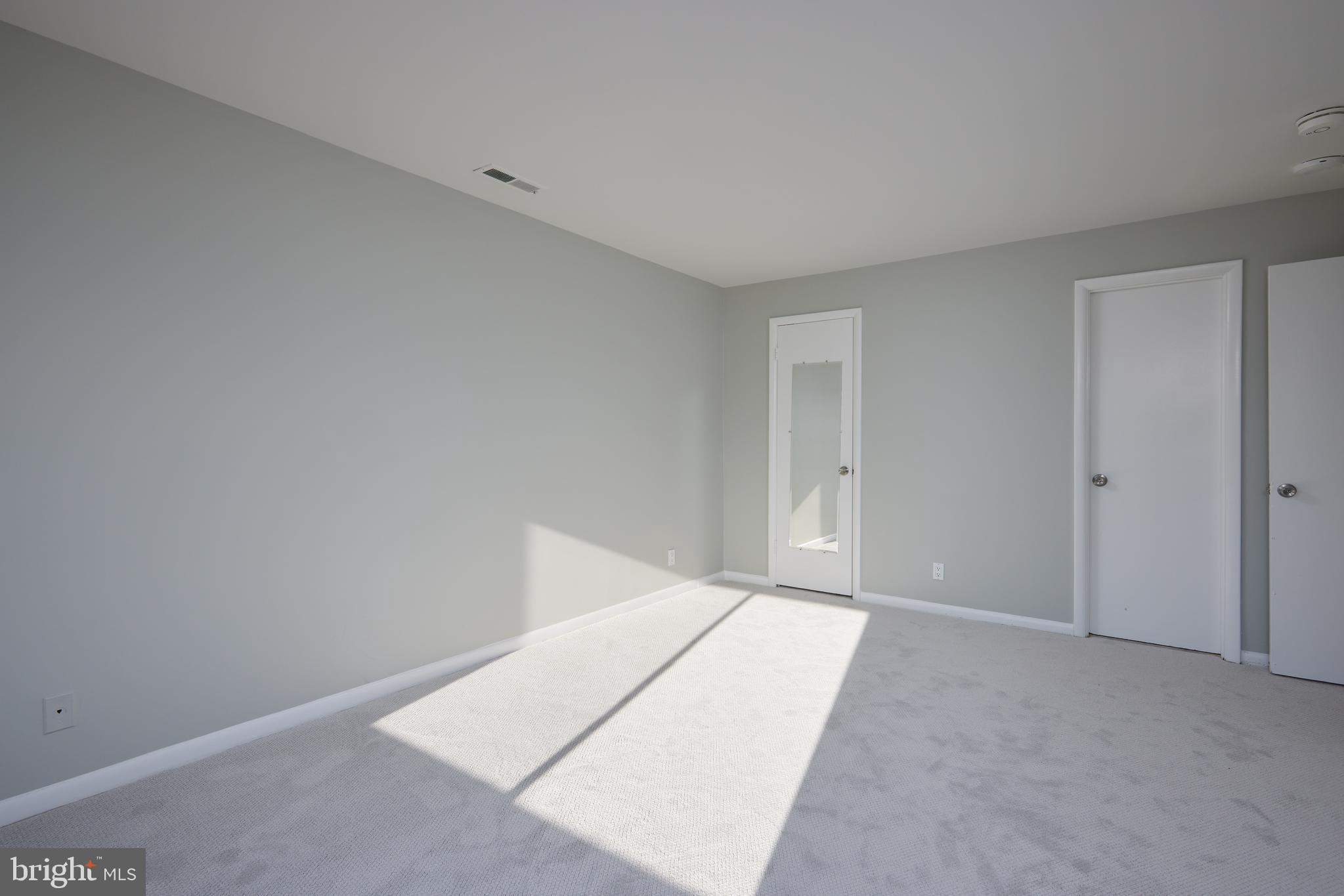 SILVER SPRING - Residential