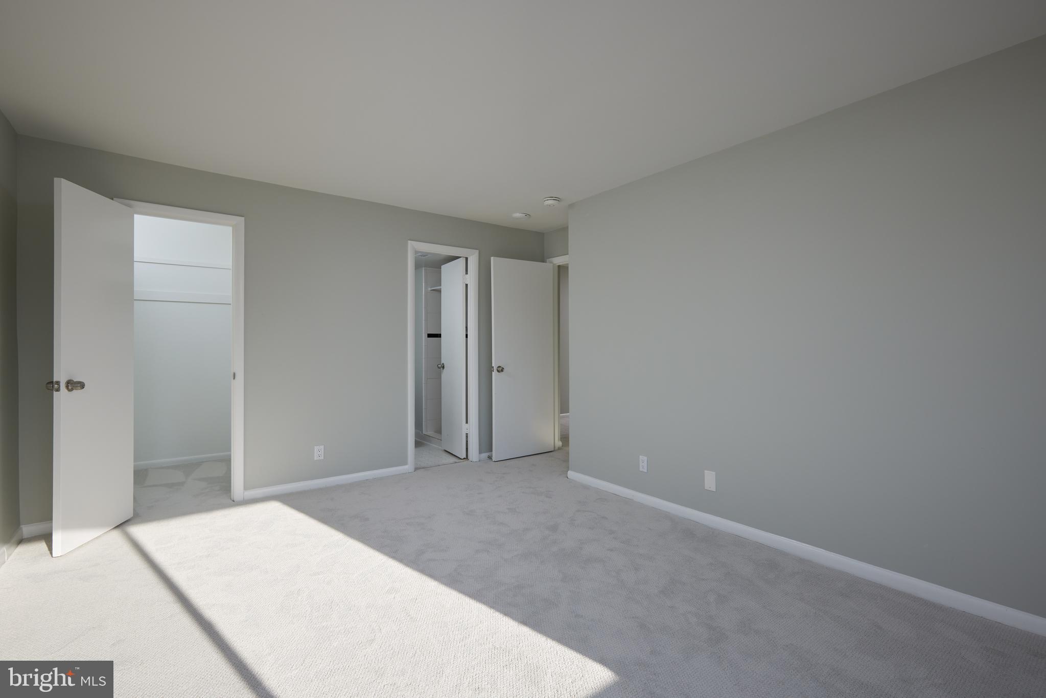 SILVER SPRING - Residential