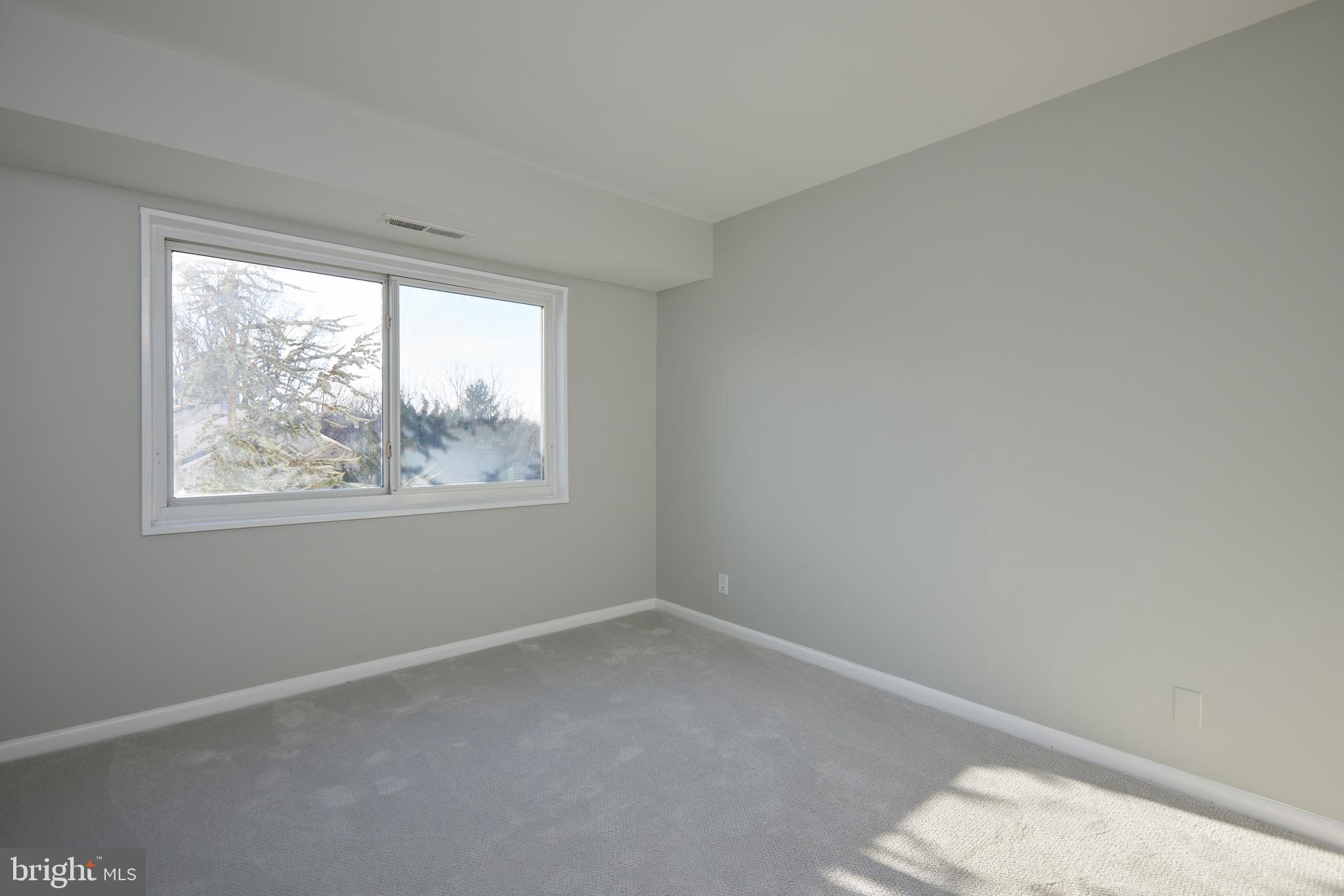 SILVER SPRING - Residential