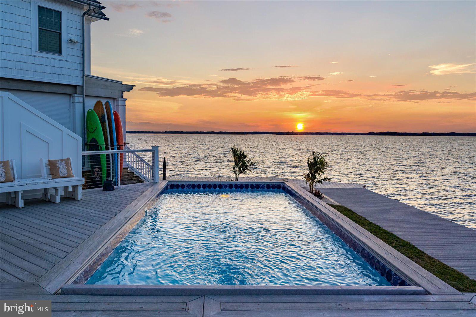 HERON HARBOUR - Residential