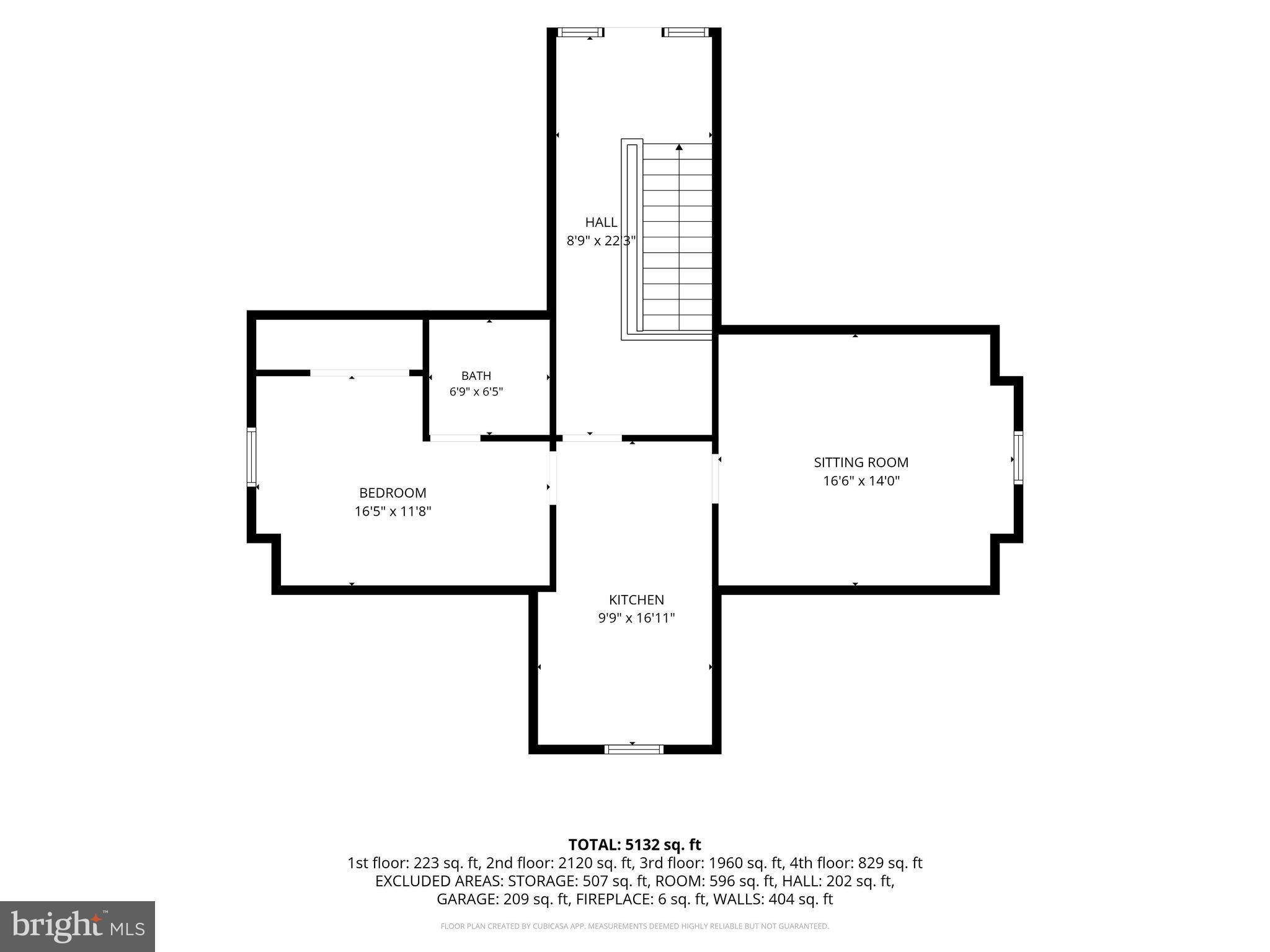 Main image without alt text