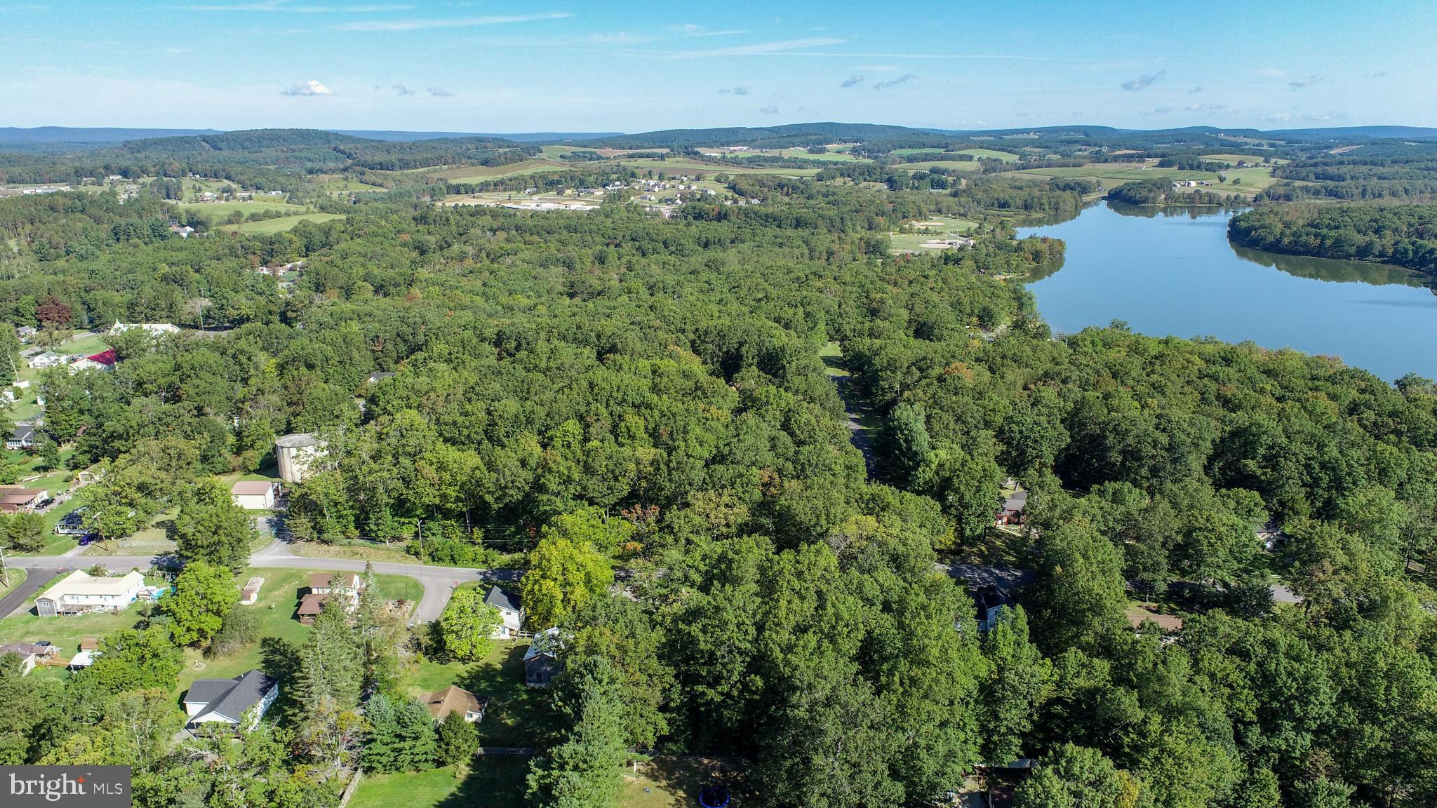 MT. LAKE PARK - Residential