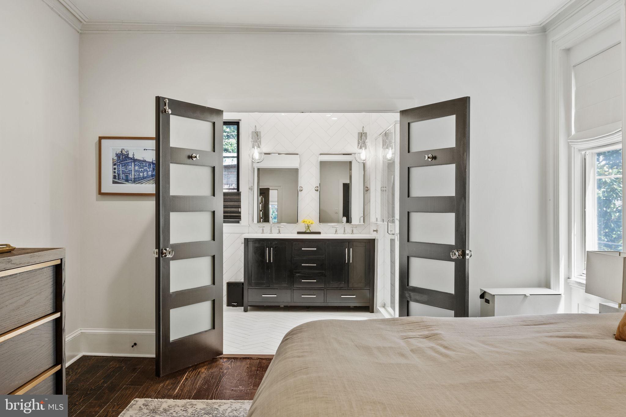 RITTENHOUSE SQUARE - Residential