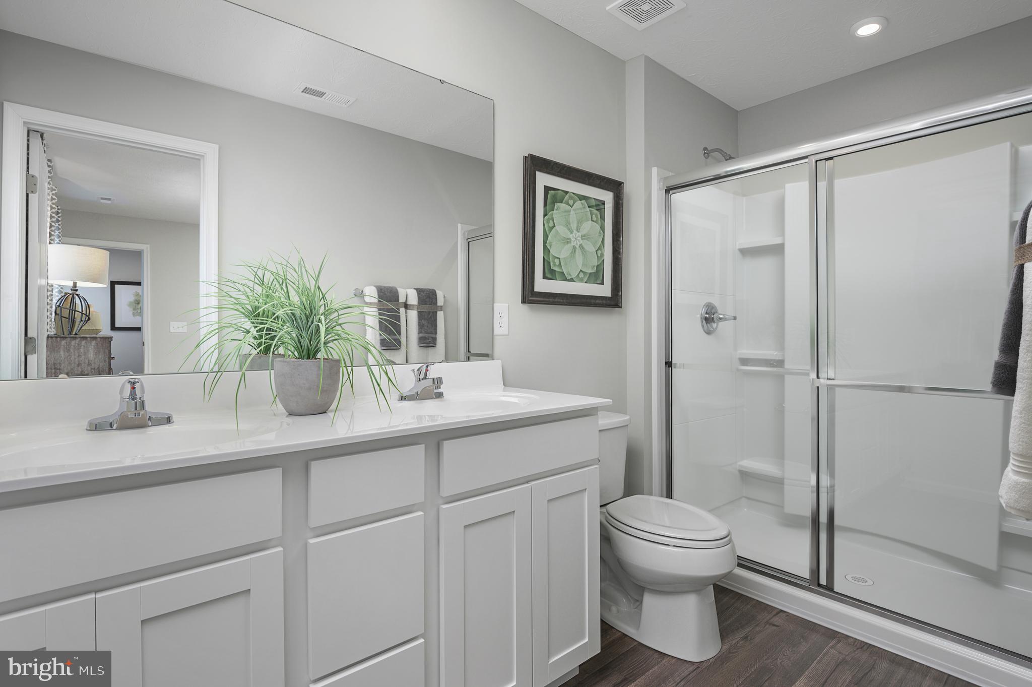 CARDINAL POINTE - Residential