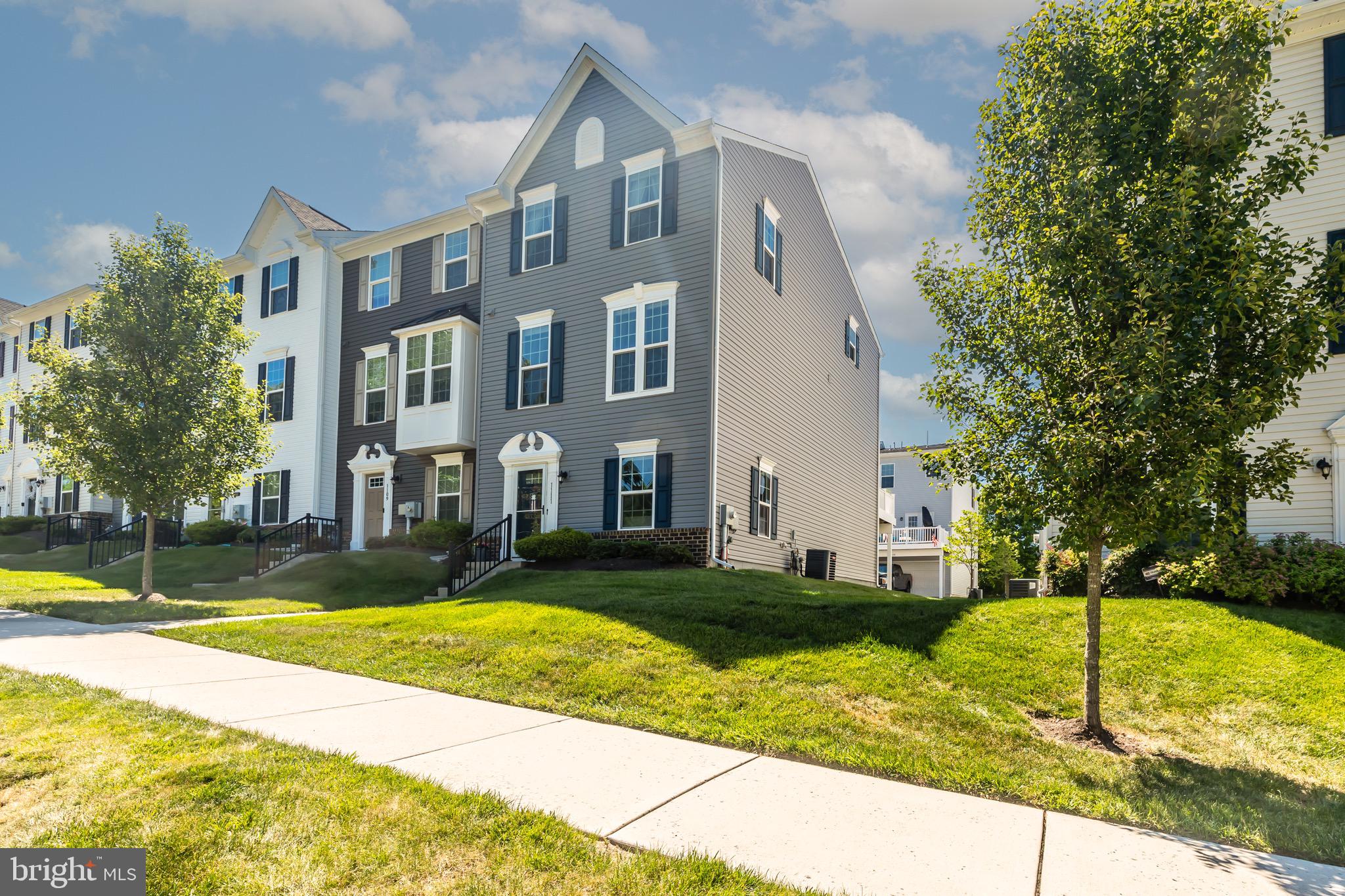 FILLMORE VILLAGE - Residential