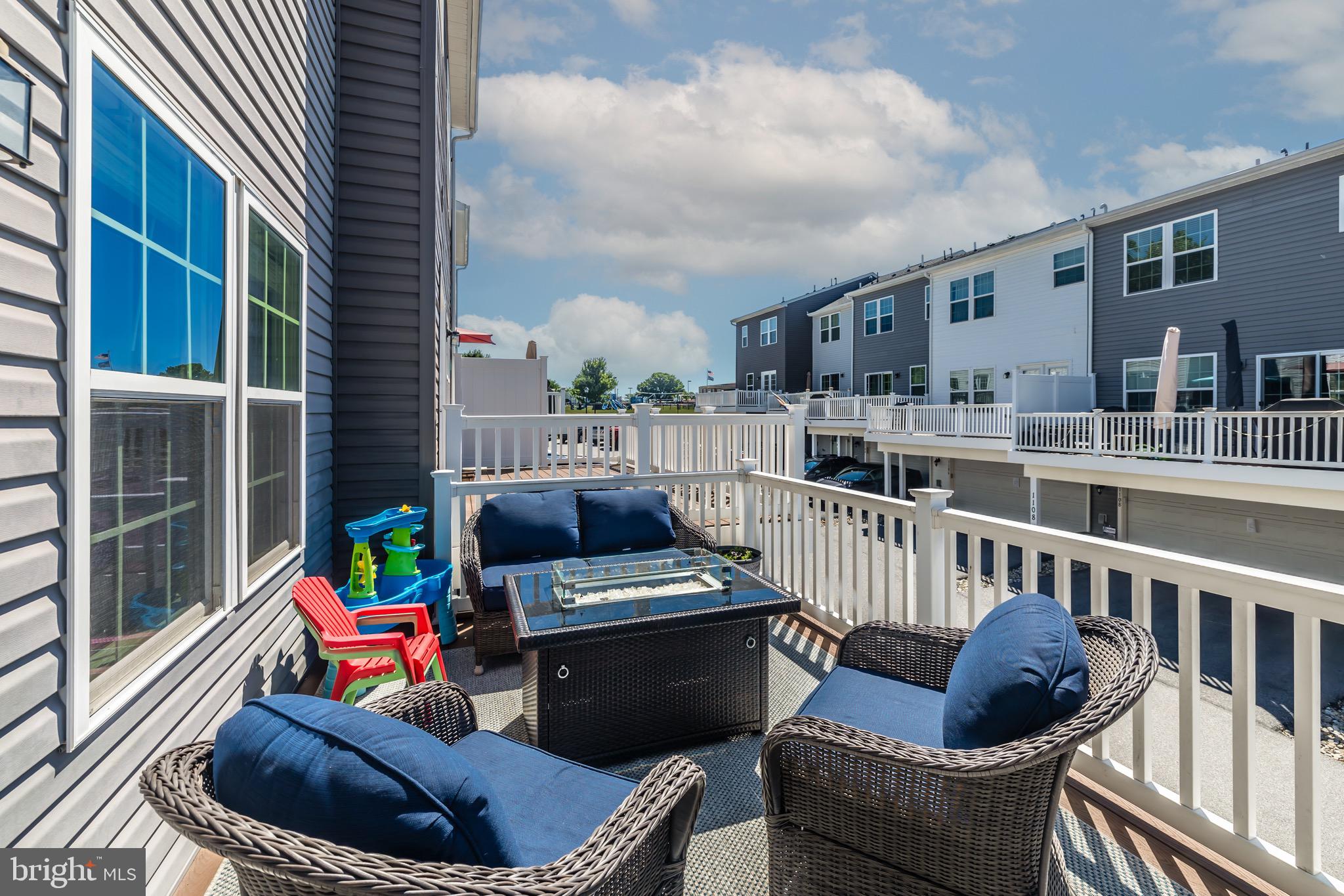 FILLMORE VILLAGE - Residential