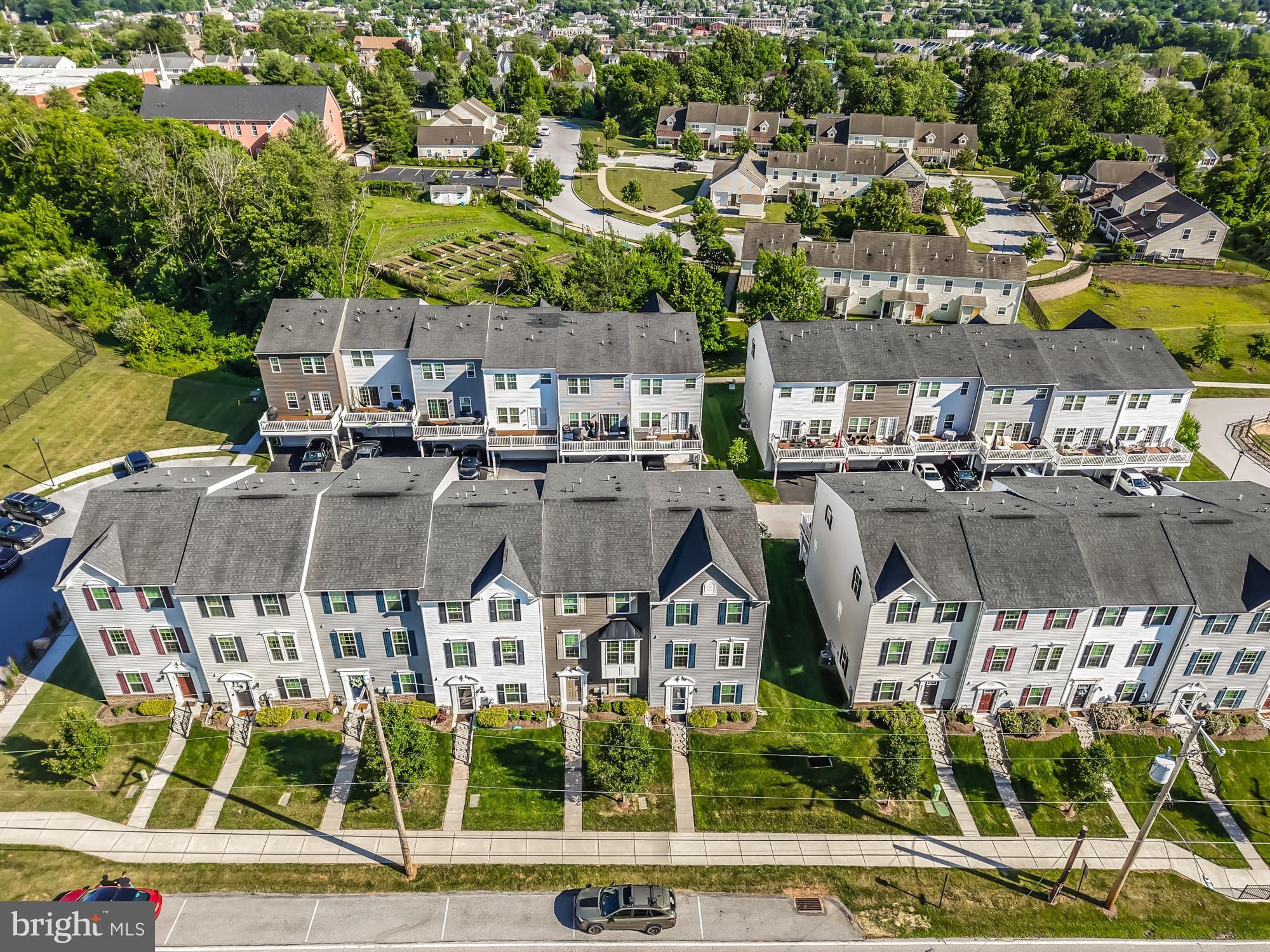 FILLMORE VILLAGE - Residential