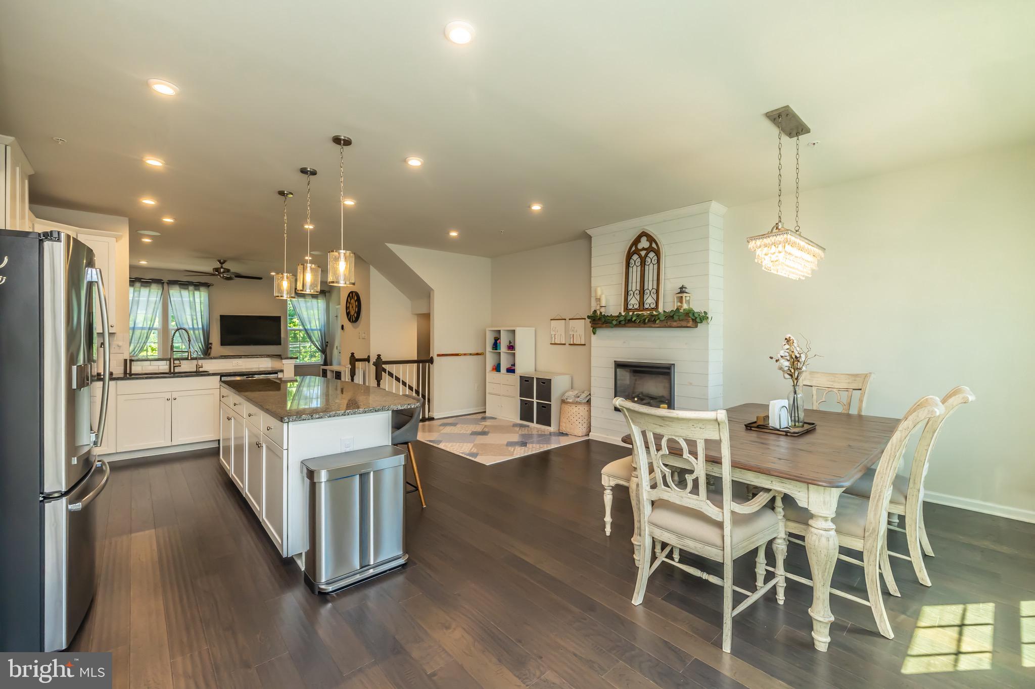 FILLMORE VILLAGE - Residential