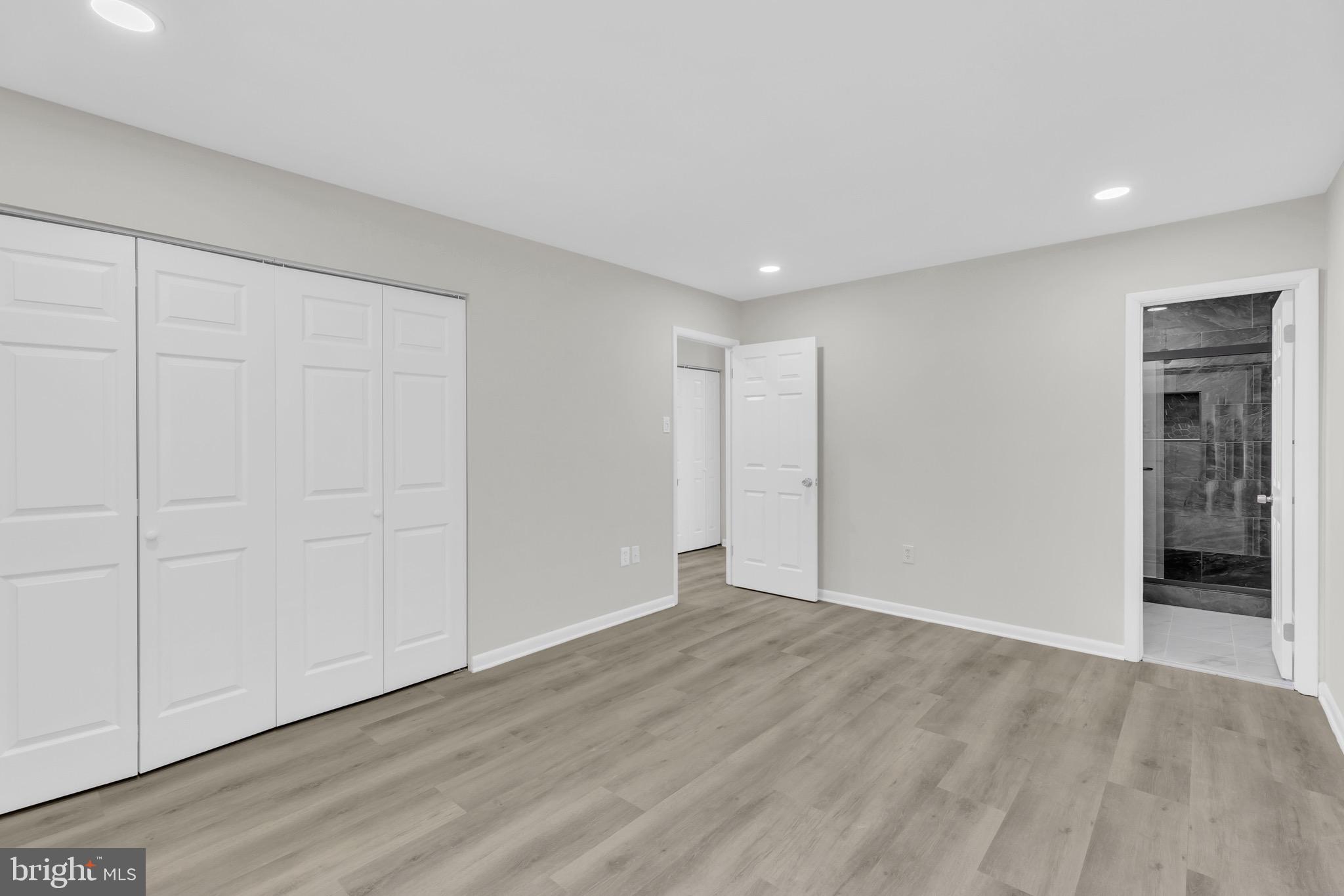 BURKE CENTRE - Residential