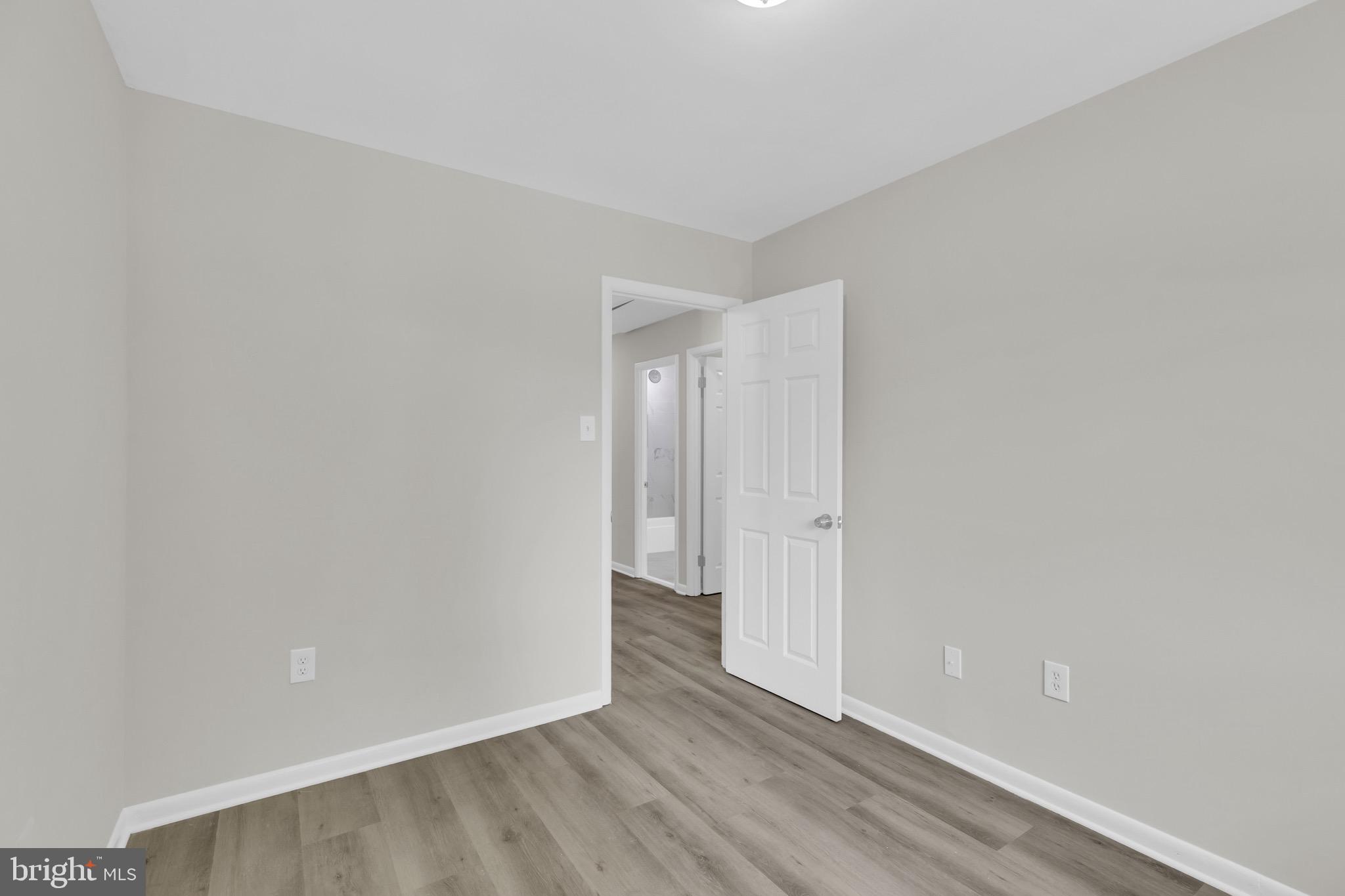 BURKE CENTRE - Residential