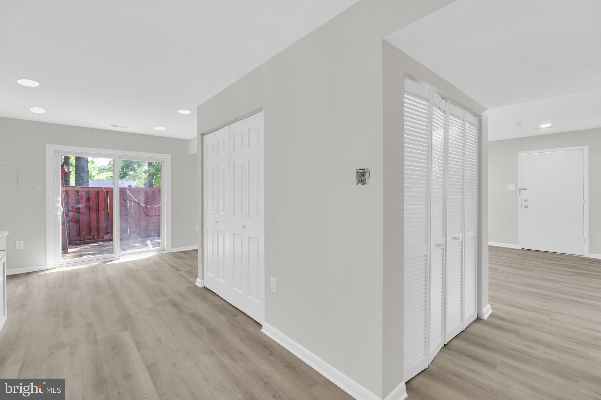 BURKE CENTRE - Residential