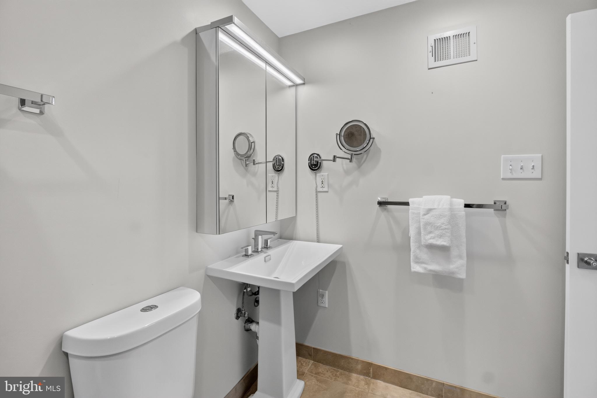 GLEN ECHO HEIGHTS - Residential