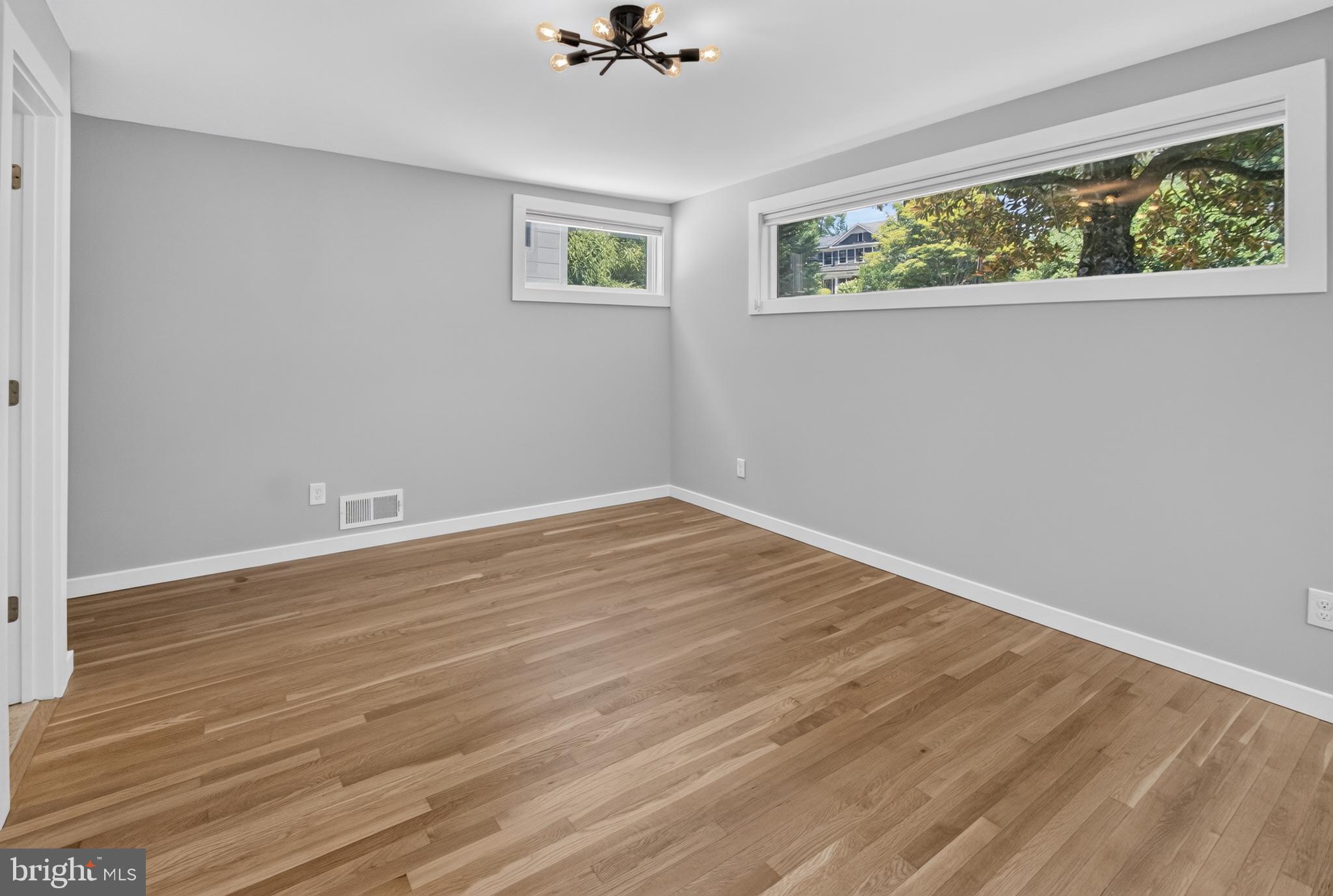 GLEN ECHO HEIGHTS - Residential