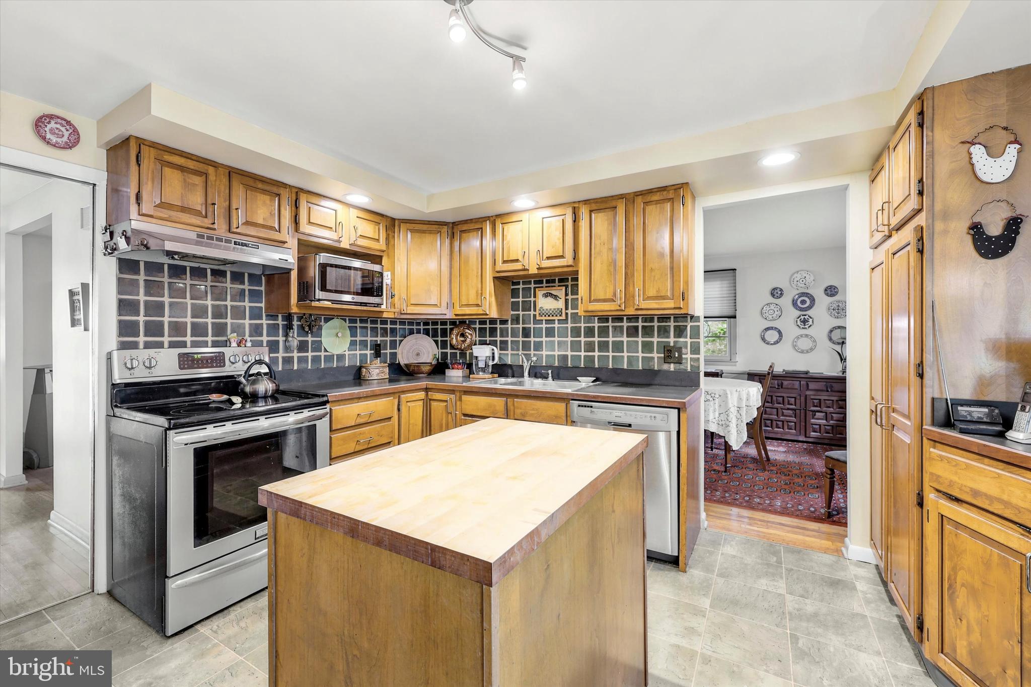 BUCKRIDGE FARMS - Residential
