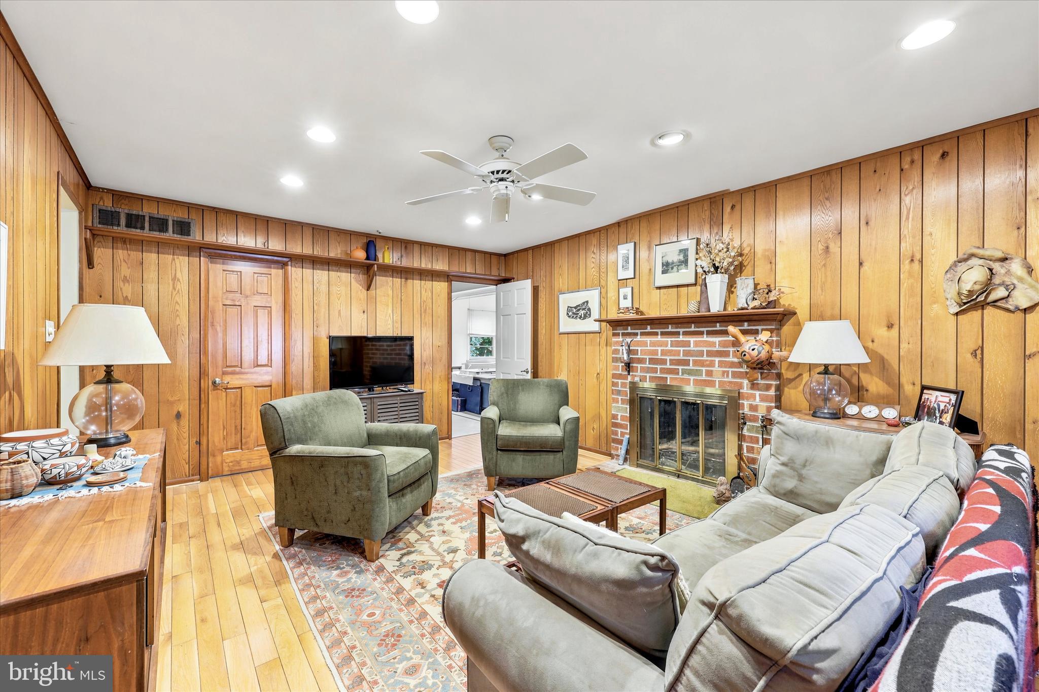 BUCKRIDGE FARMS - Residential